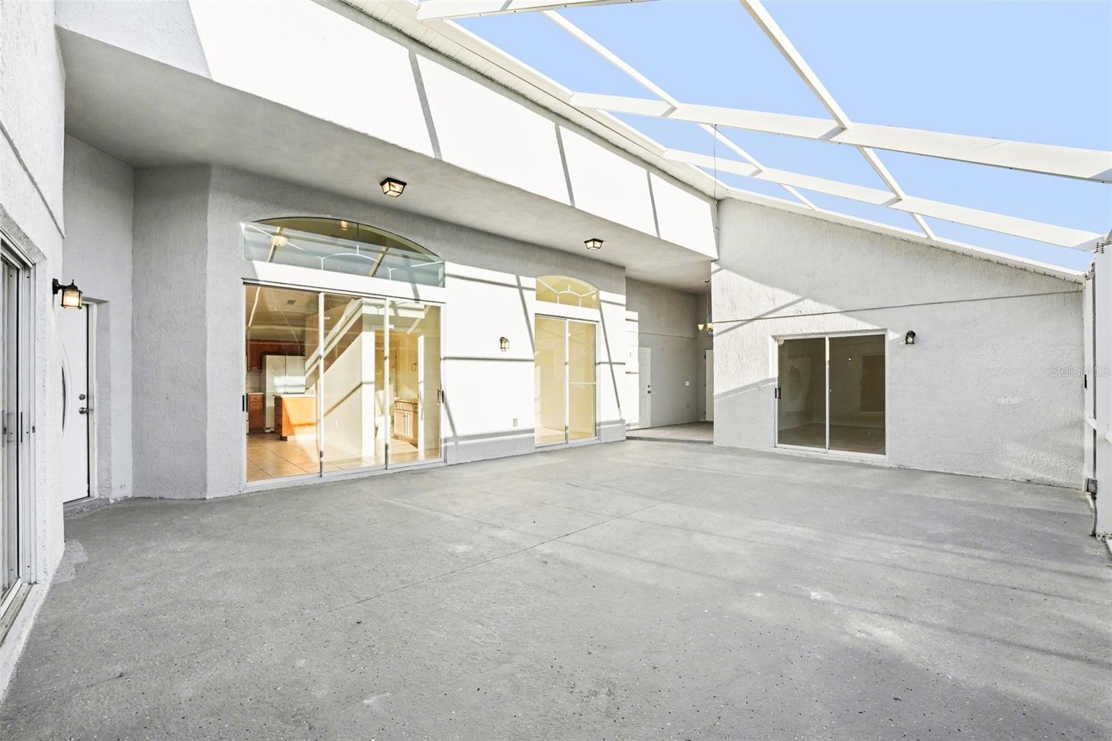 1144 JAYBEE Ave DAVENPORT, FL 33897