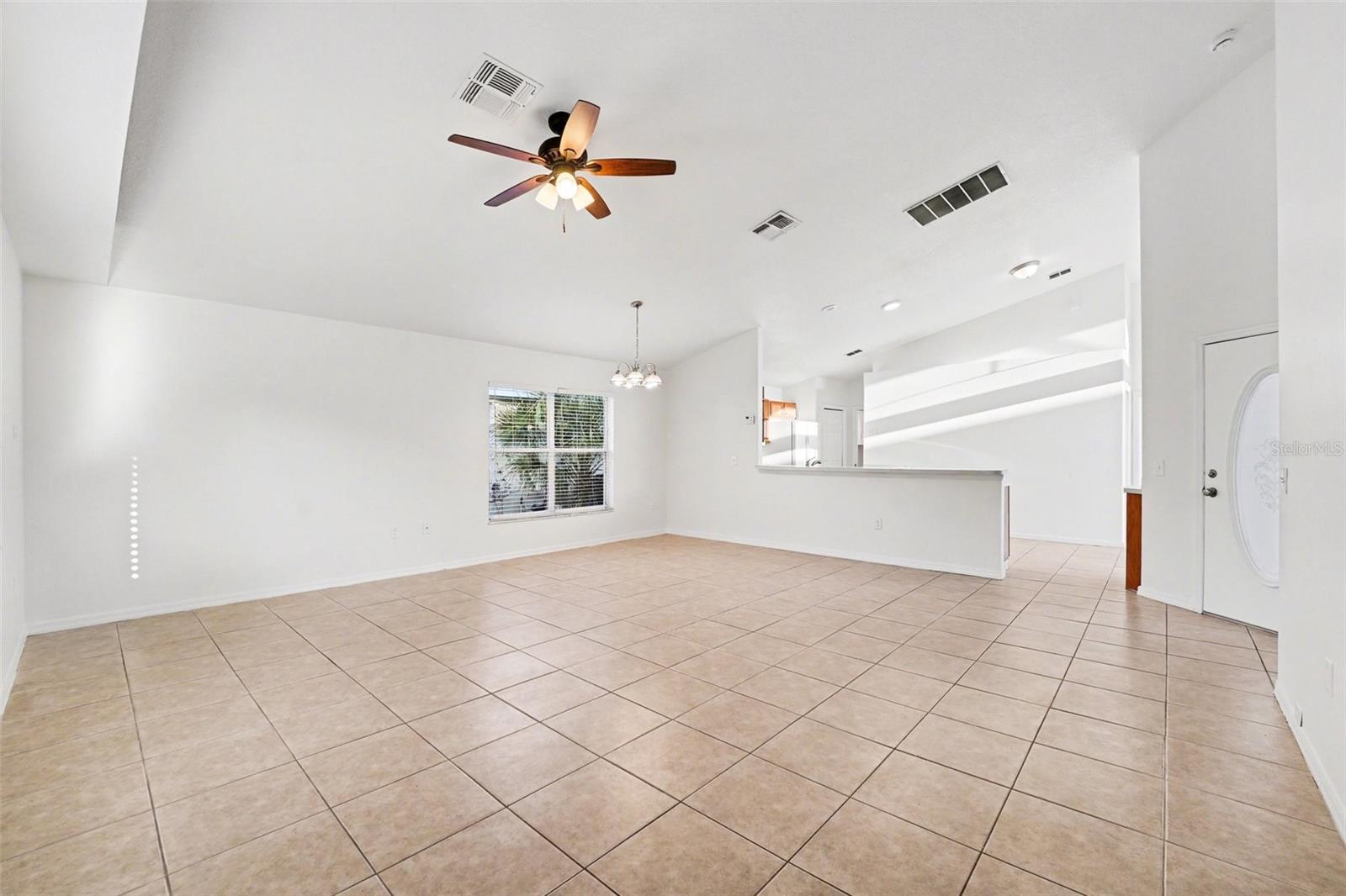 1144 JAYBEE Ave DAVENPORT, FL 33897