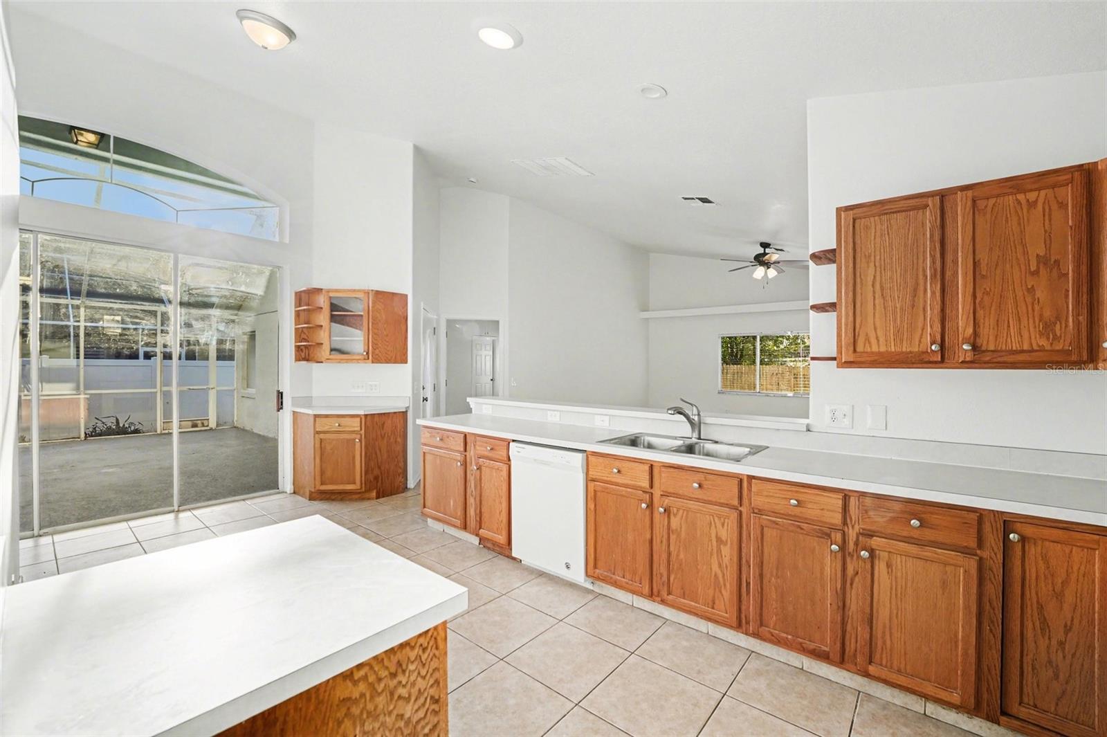 1144 JAYBEE Ave DAVENPORT, FL 33897