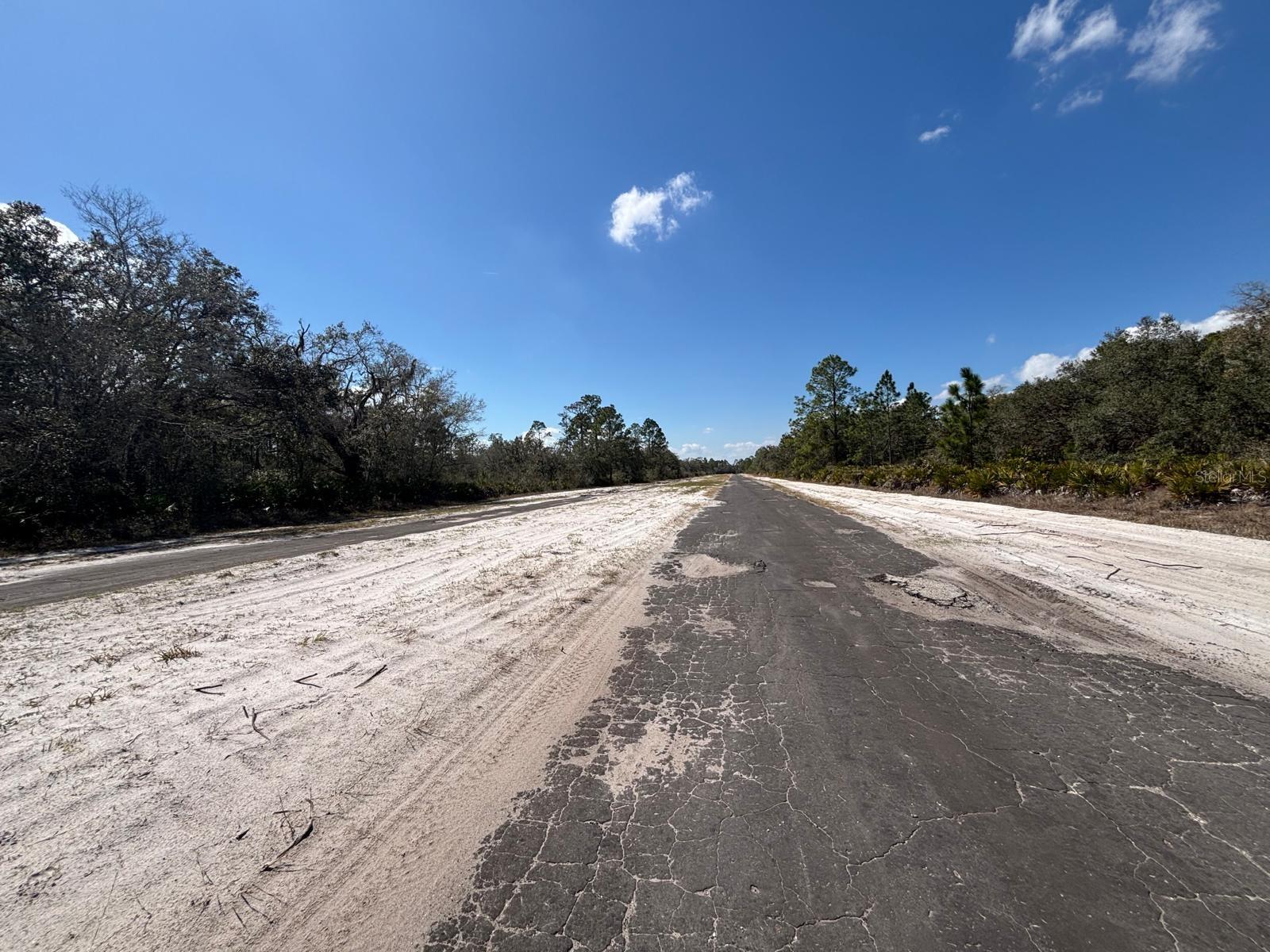 1006 PALM Ave INDIAN LAKE ESTATES, FL 33855