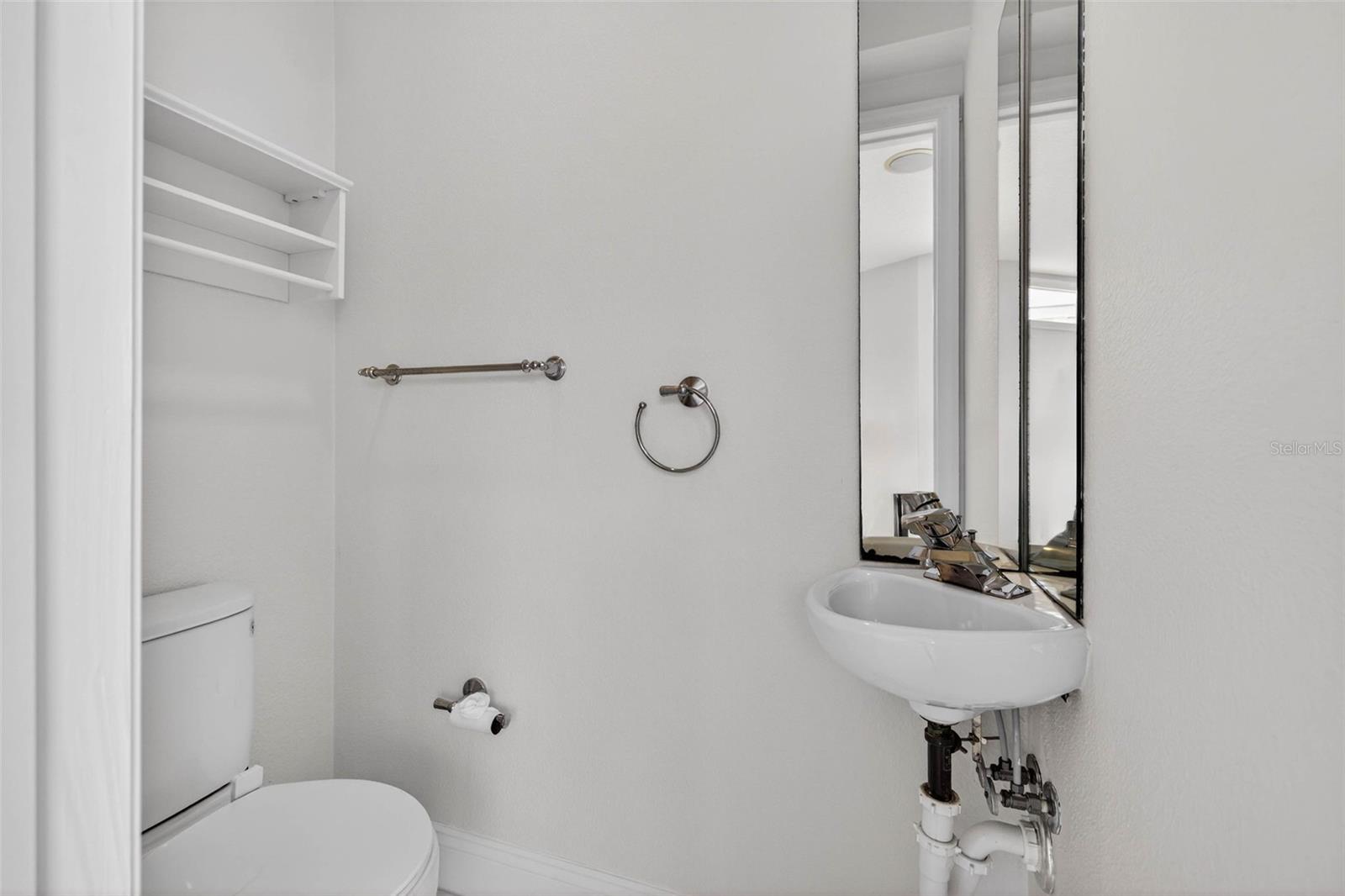 922 N Shr Dr ST PETERSBURG, FL 33701