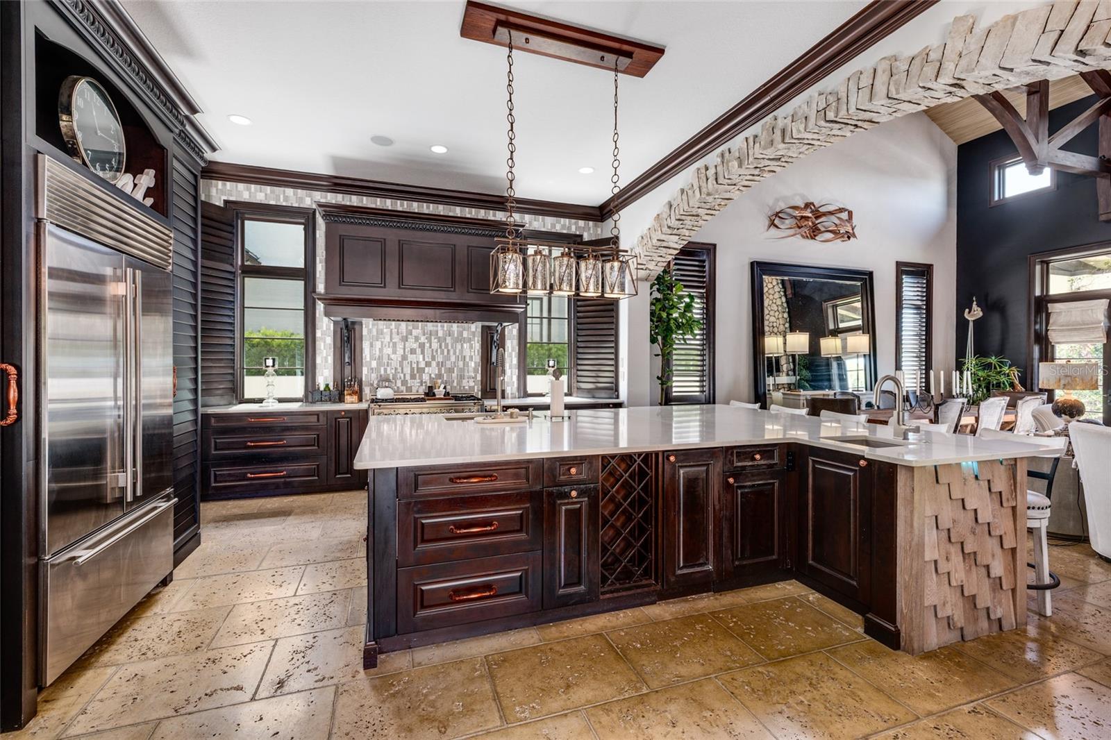 200 BRIGHTWATERS Blvd ST PETERSBURG, FL 33704