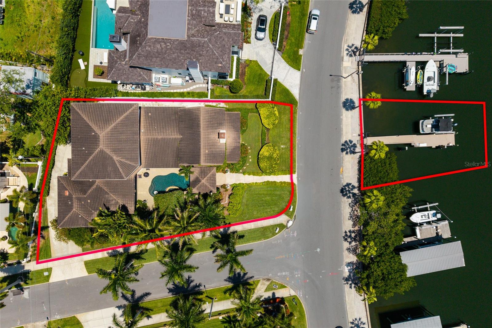 200 BRIGHTWATERS Blvd ST PETERSBURG, FL 33704