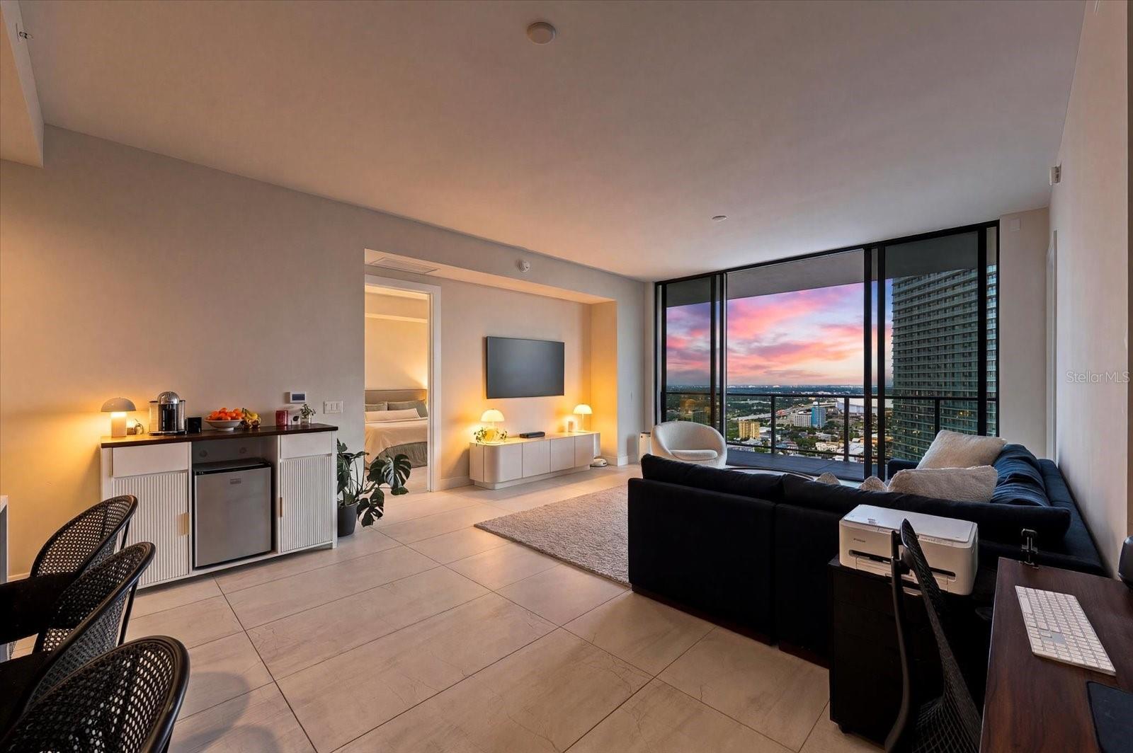275 1ST Ave #3308 ST PETERSBURG, FL 33701