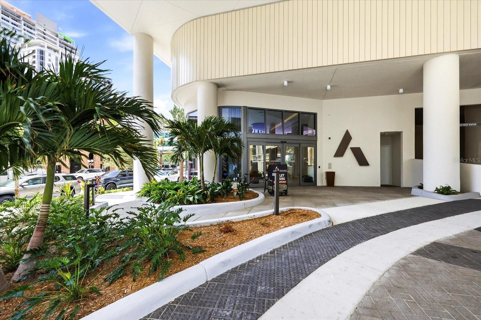 275 1ST Ave #3308 ST PETERSBURG, FL 33701