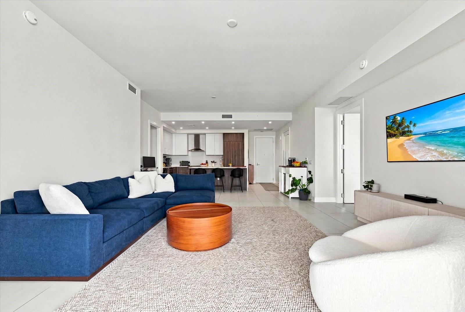 275 1ST Ave #3308 ST PETERSBURG, FL 33701