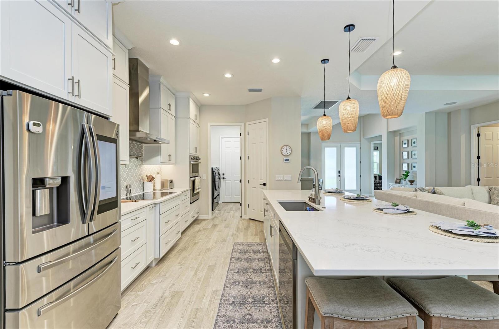 8211 37TH Ave Cir BRADENTON, FL 34209