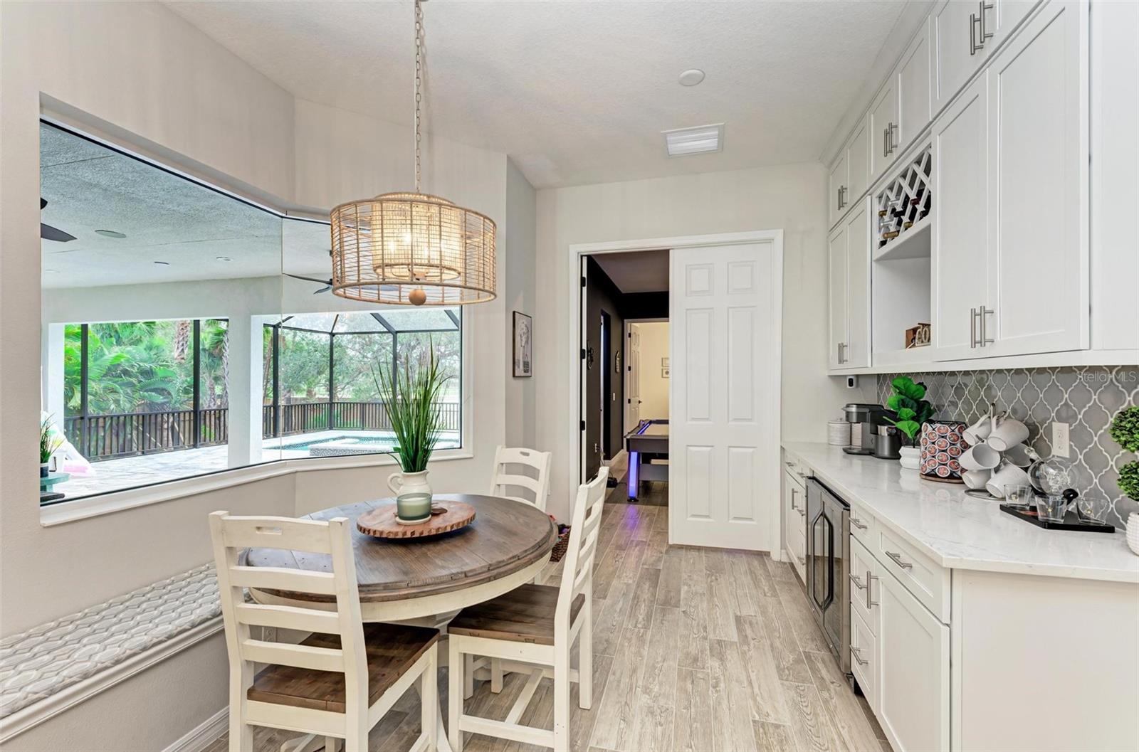 8211 37TH Ave Cir BRADENTON, FL 34209