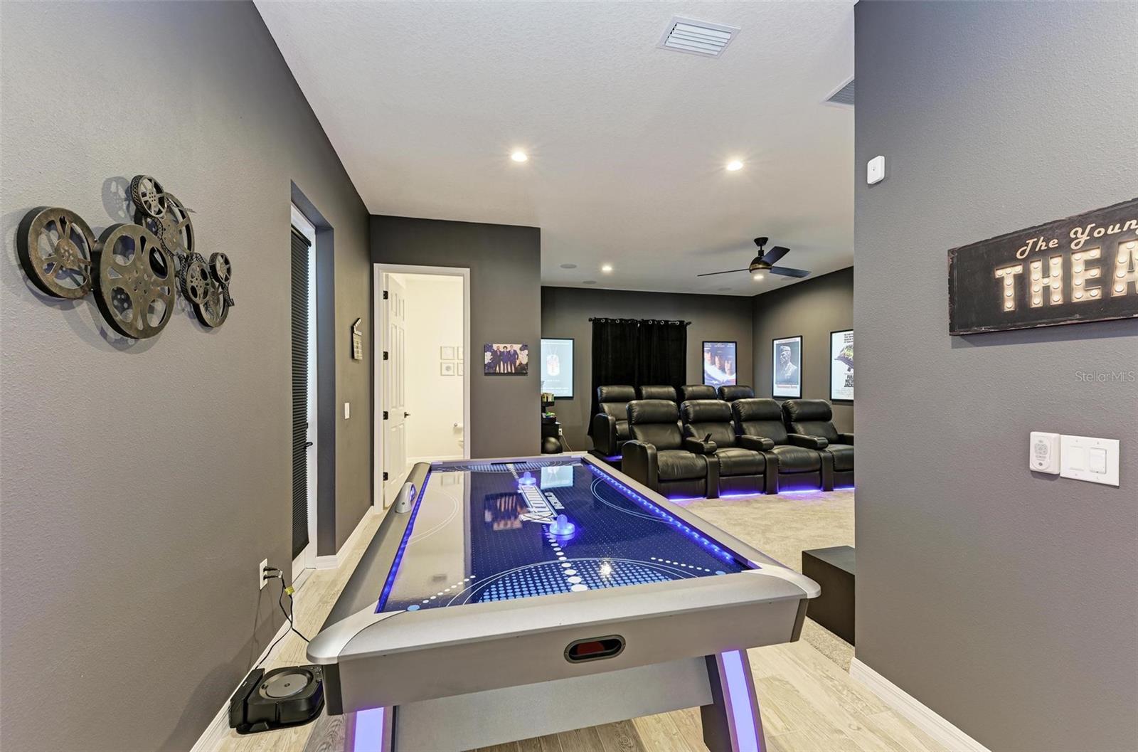 8211 37TH Ave Cir BRADENTON, FL 34209
