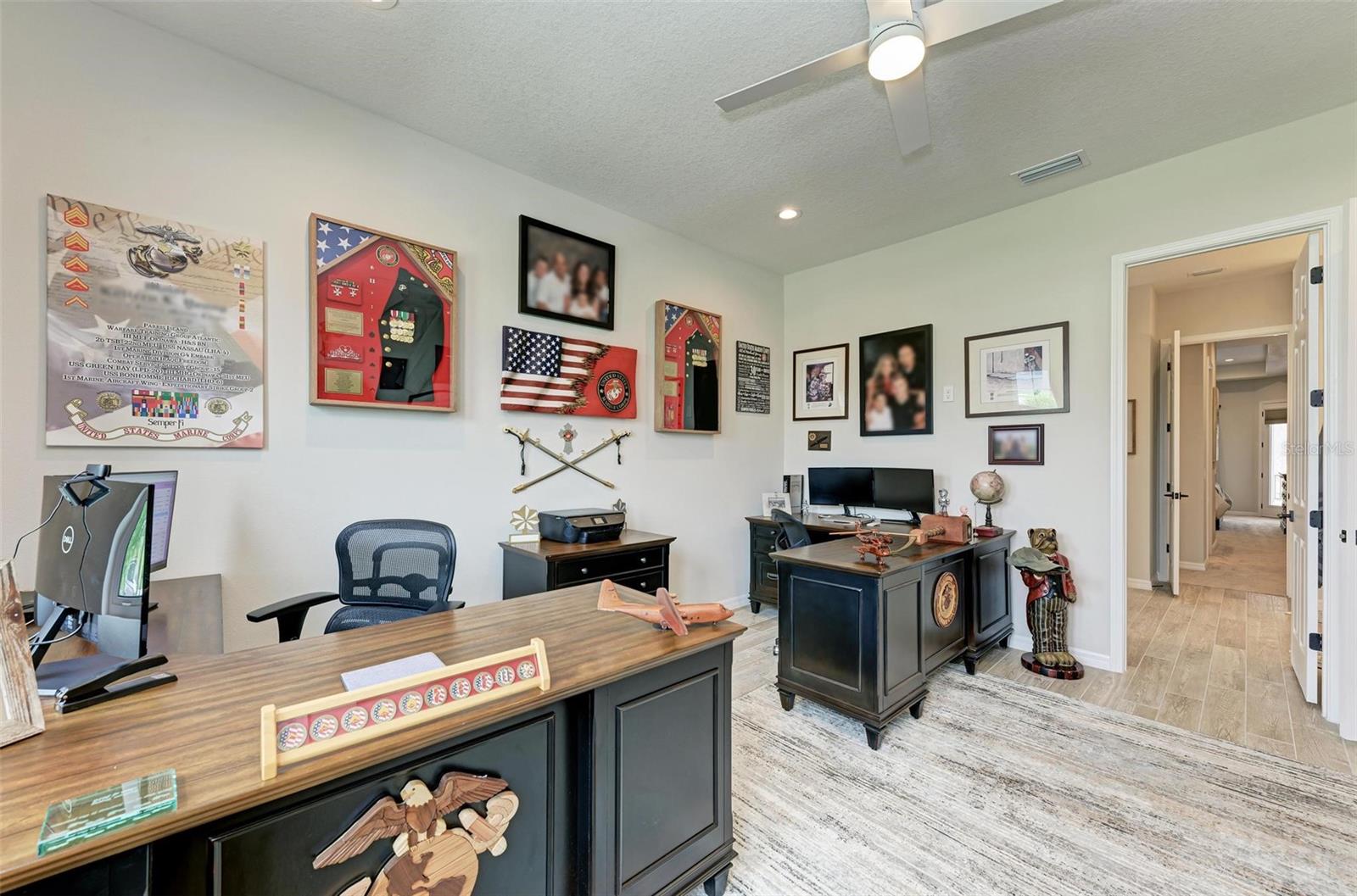 8211 37TH Ave Cir BRADENTON, FL 34209
