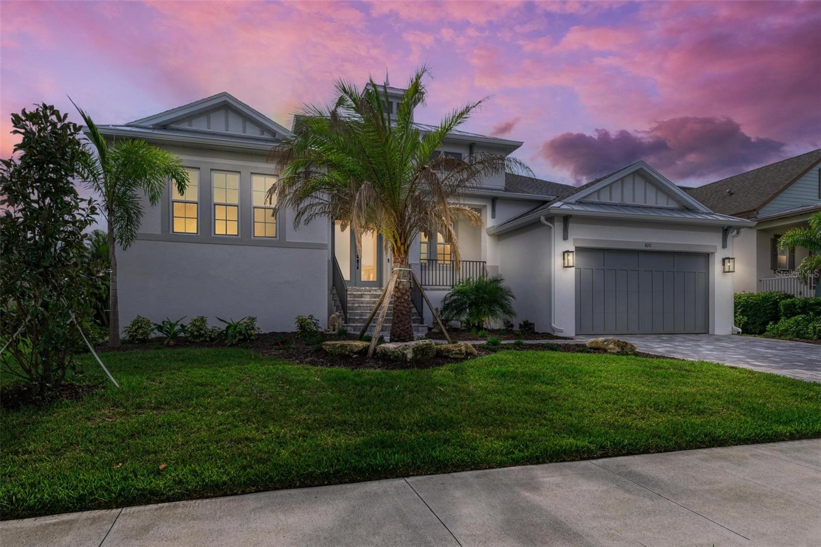 8211 37TH Ave Cir BRADENTON, FL 34209