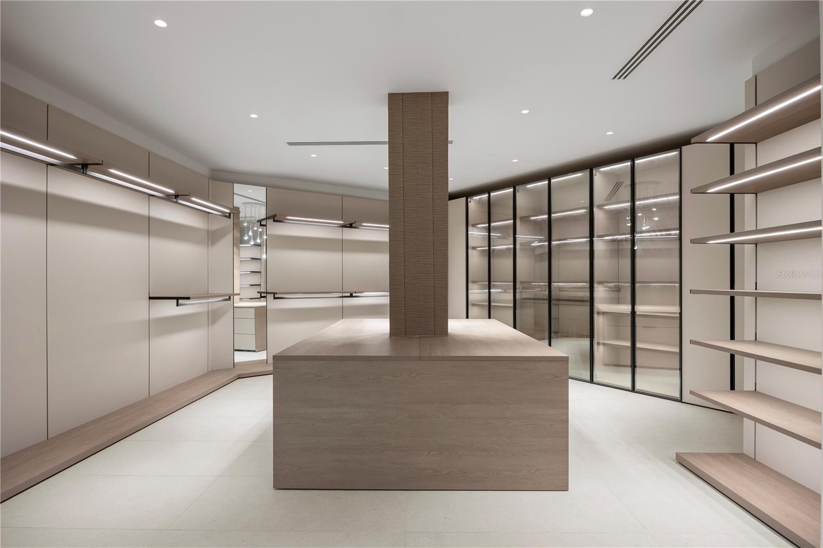 36 DORADO COUNTRY ESTATES DORADO, PR 00646