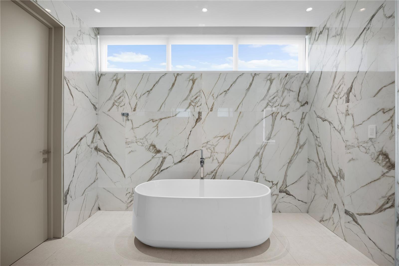 36 DORADO COUNTRY ESTATES DORADO, PR 00646