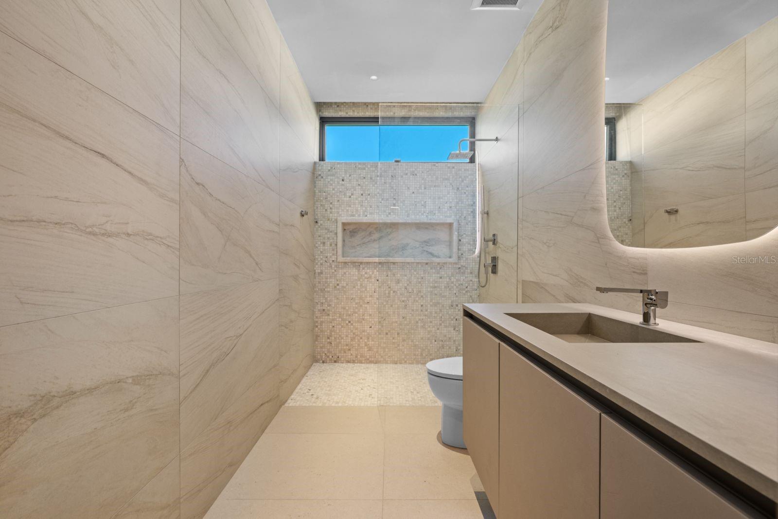 36 DORADO COUNTRY ESTATES DORADO, PR 00646