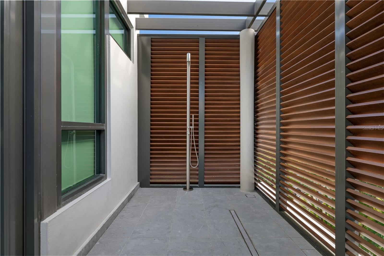 36 DORADO COUNTRY ESTATES DORADO, PR 00646