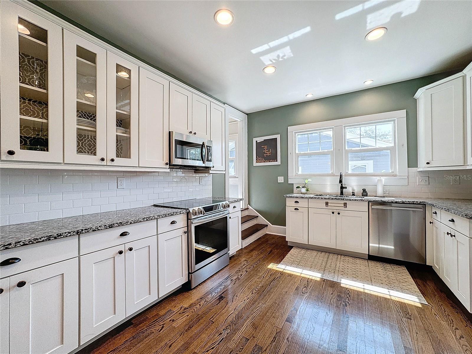 134 22ND Ave ST PETERSBURG, FL 33704