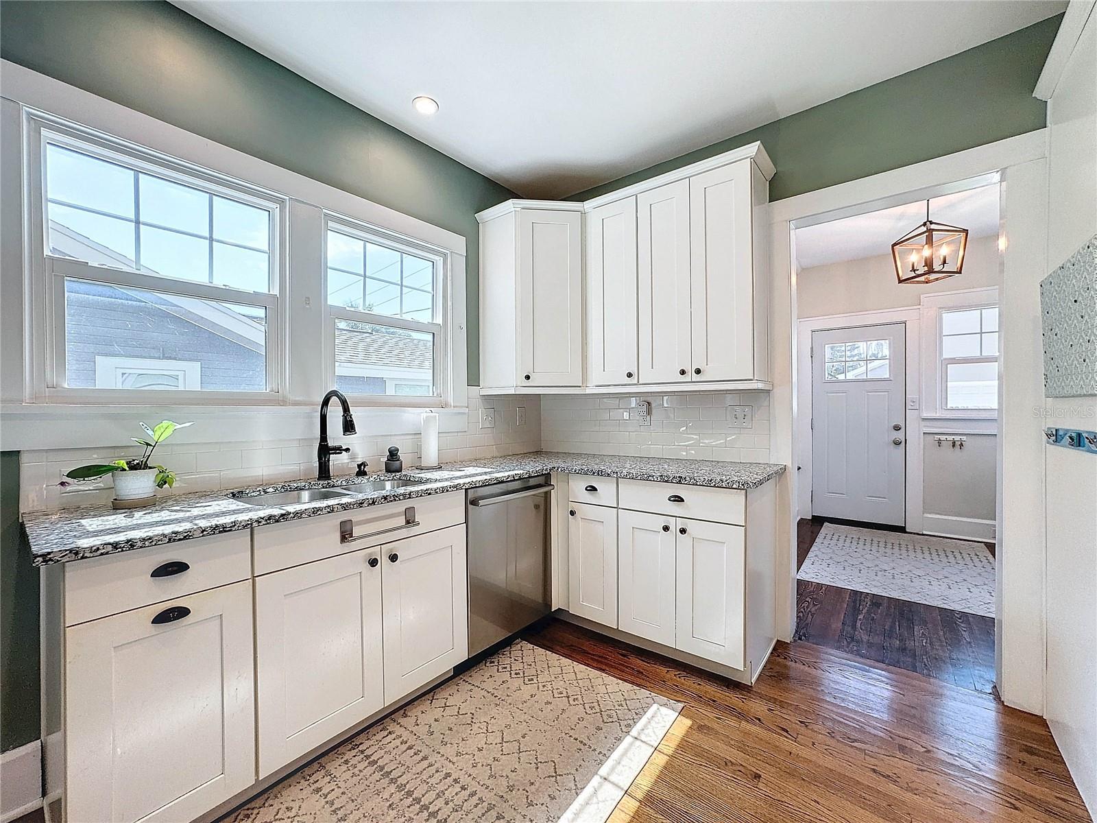 134 22ND Ave ST PETERSBURG, FL 33704