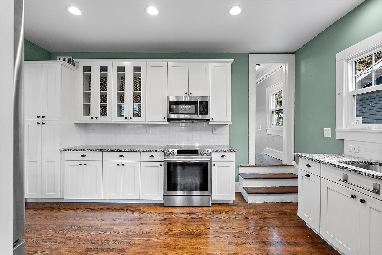 134 22ND Ave ST PETERSBURG, FL 33704