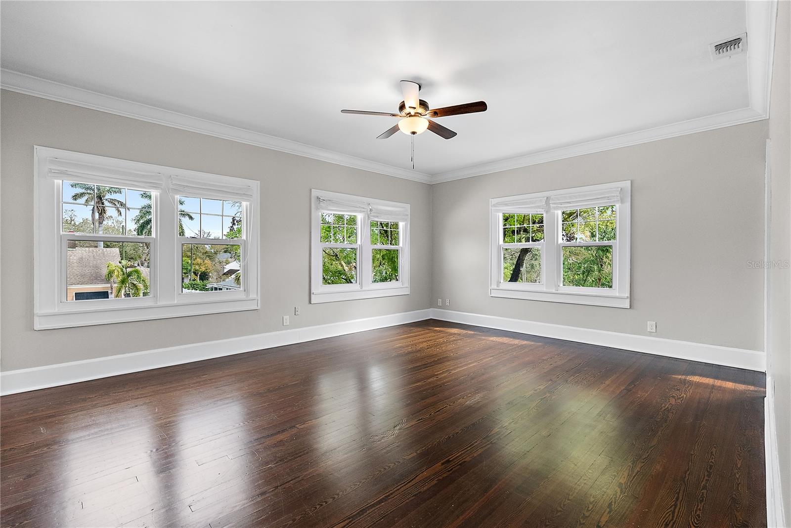 134 22ND Ave ST PETERSBURG, FL 33704