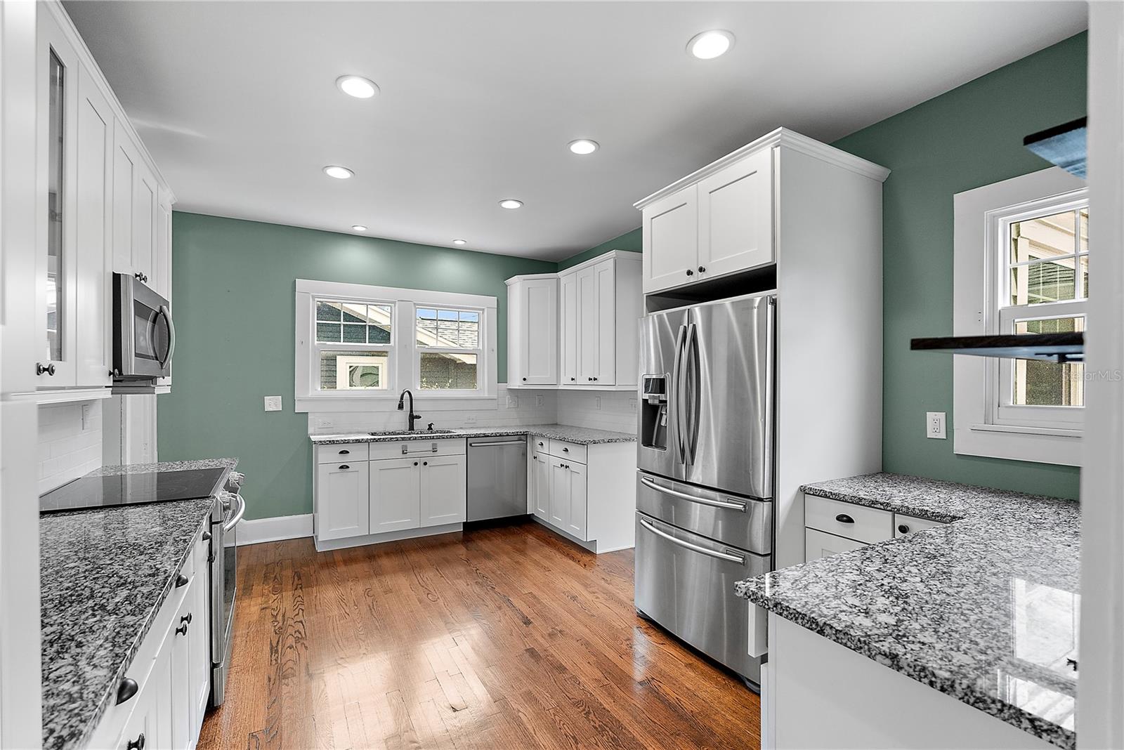 134 22ND Ave ST PETERSBURG, FL 33704