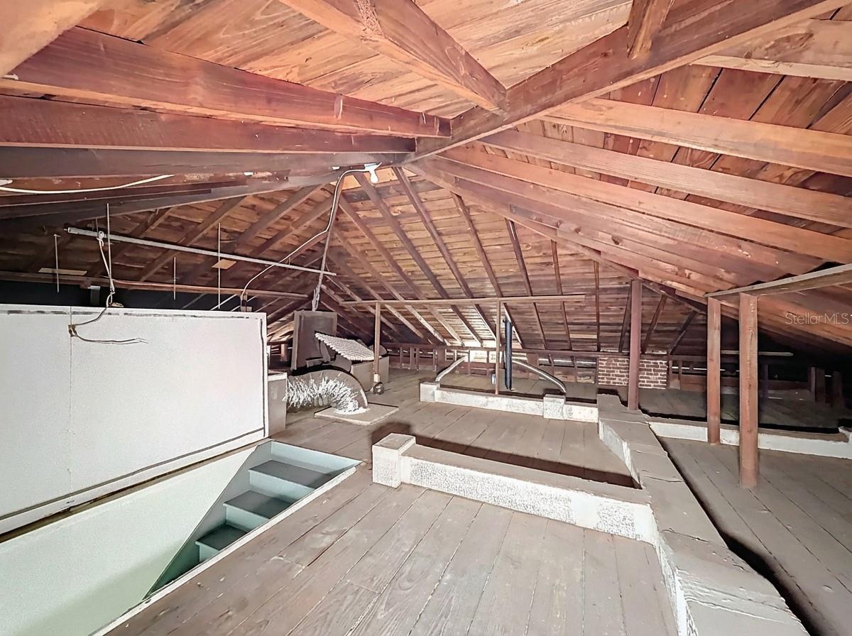 134 22ND Ave ST PETERSBURG, FL 33704