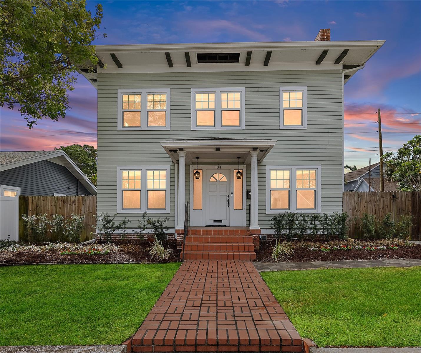 134 22ND Ave ST PETERSBURG, FL 33704