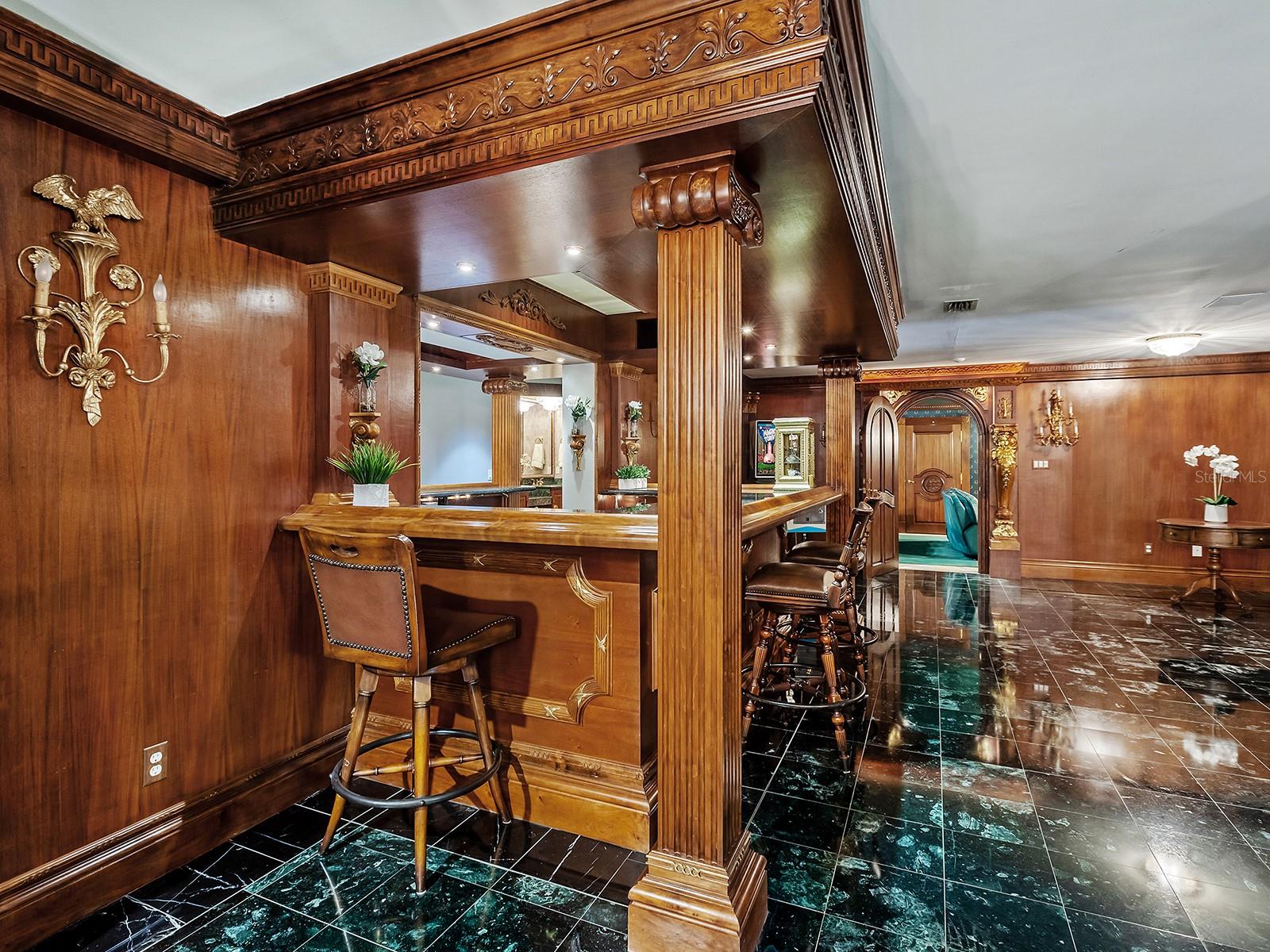 1310 S Lk Shr Dr SARASOTA, FL 34231