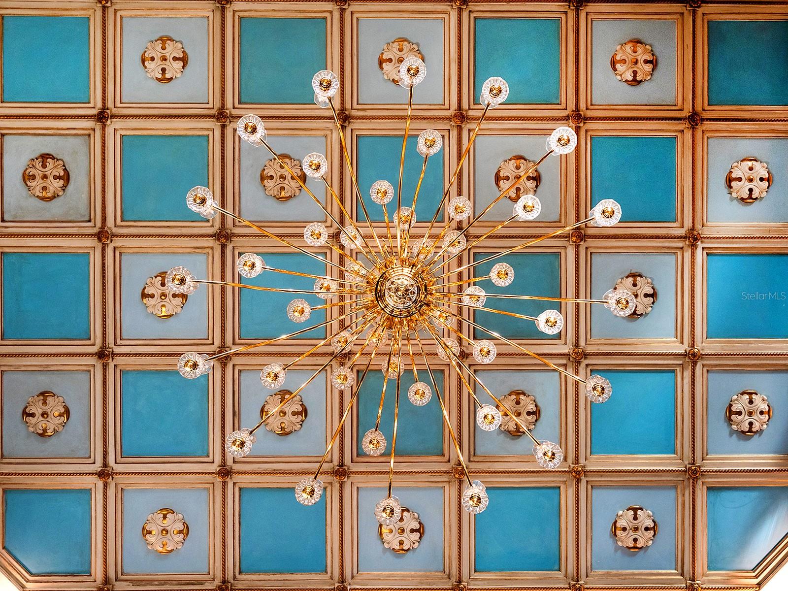 1310 S Lk Shr Dr SARASOTA, FL 34231