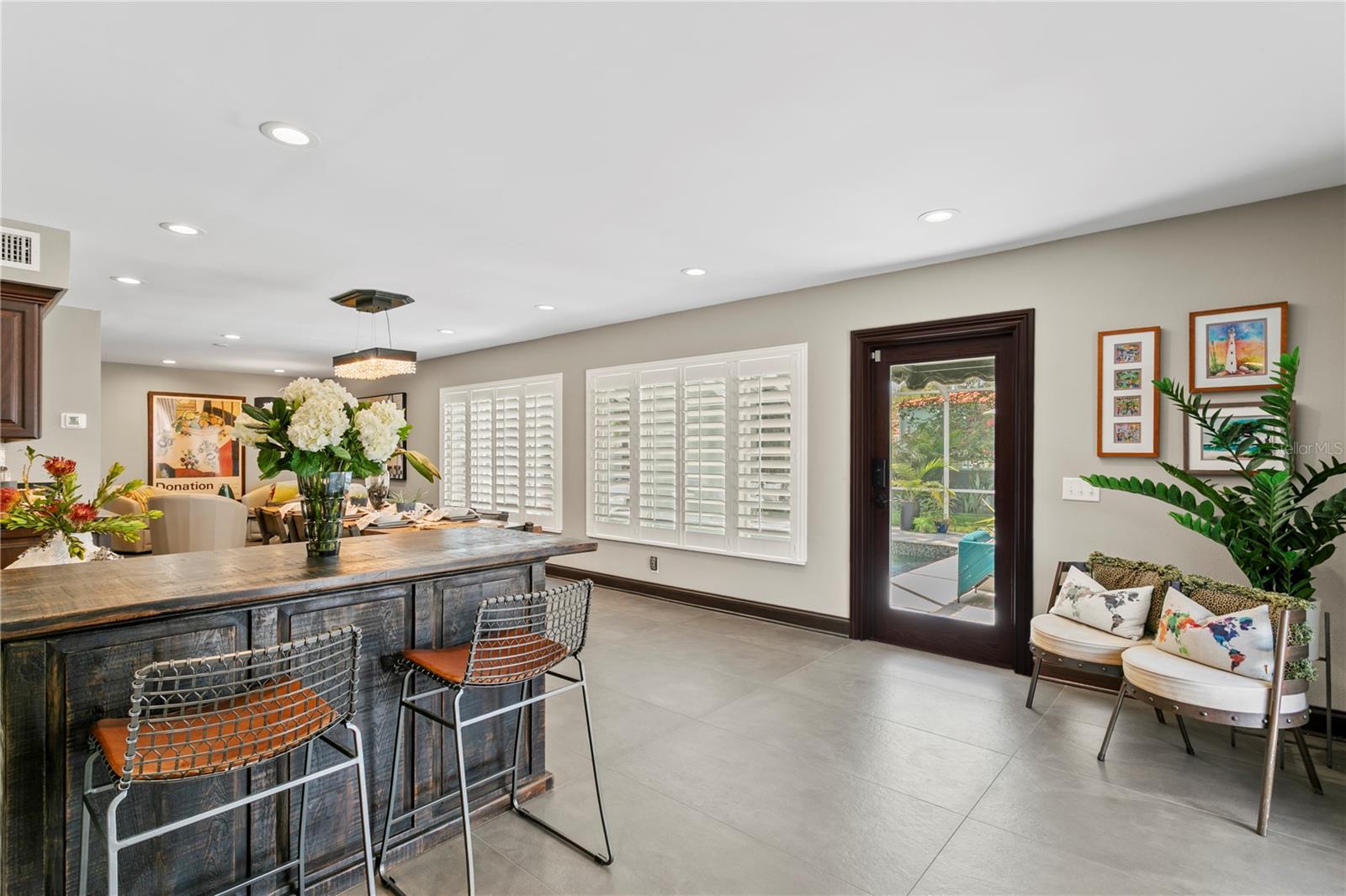 720 BRIGHTWATERS Blvd ST PETERSBURG, FL 33704