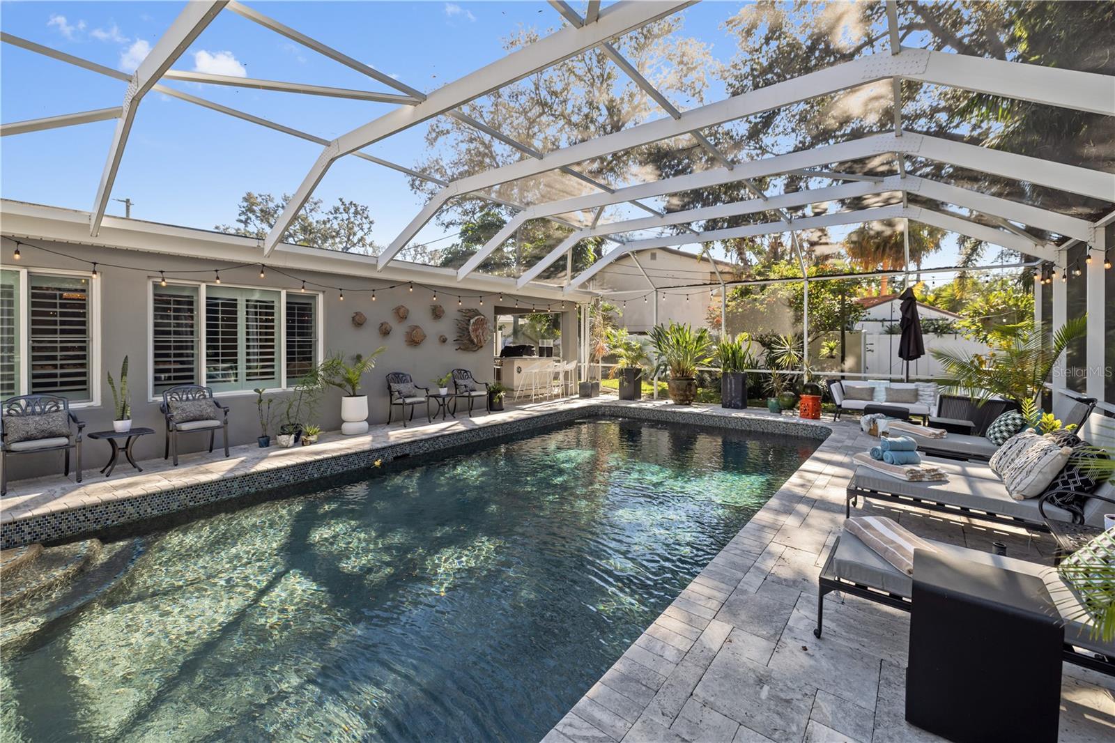 720 BRIGHTWATERS Blvd ST PETERSBURG, FL 33704