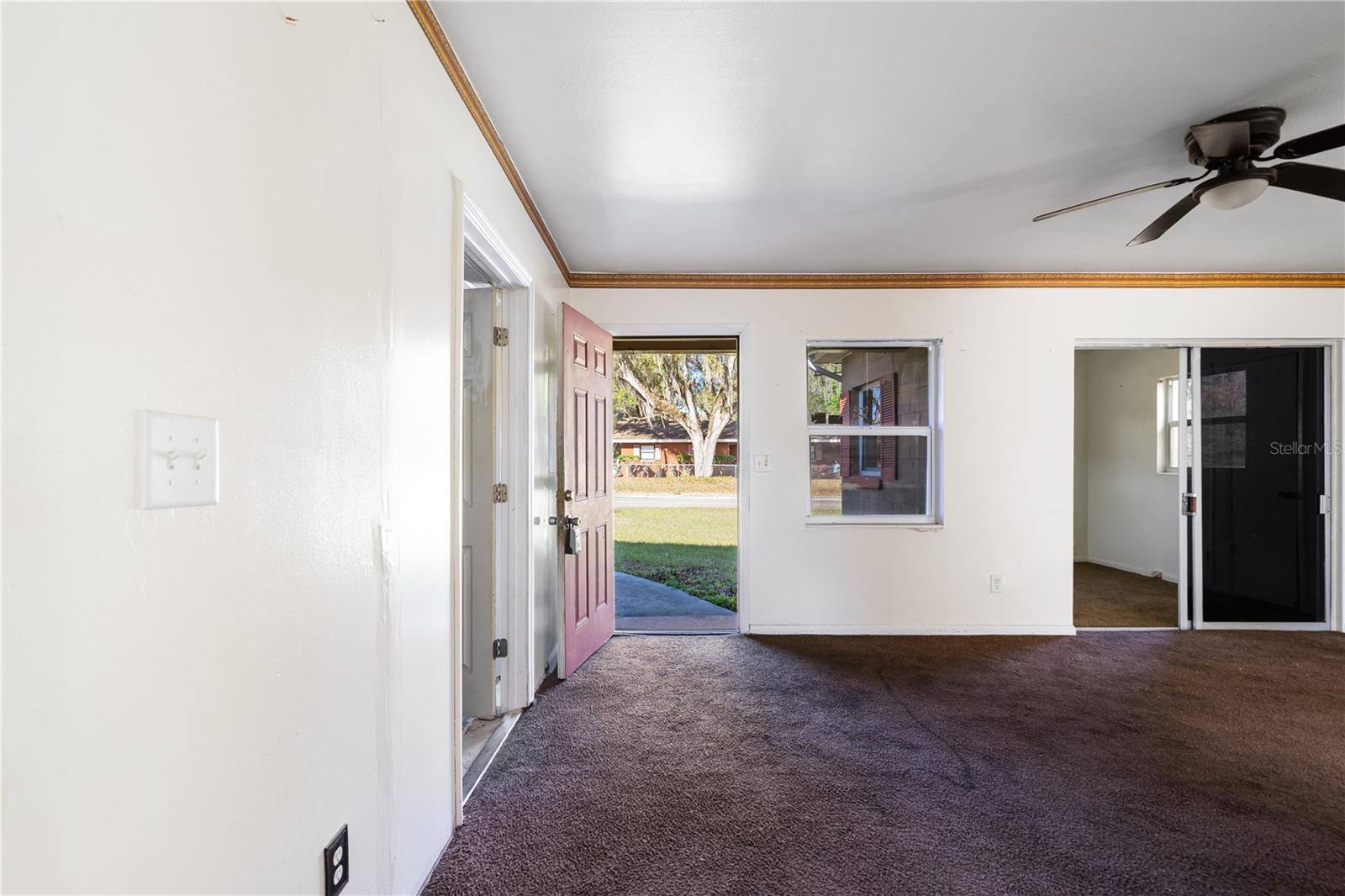 805 S STONE St DELAND, FL 32720