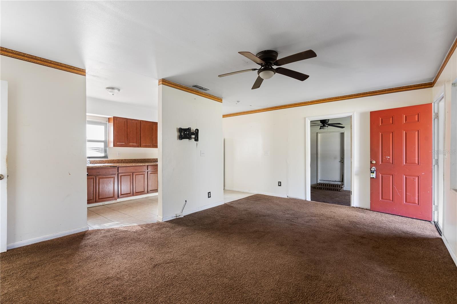 805 S STONE St DELAND, FL 32720