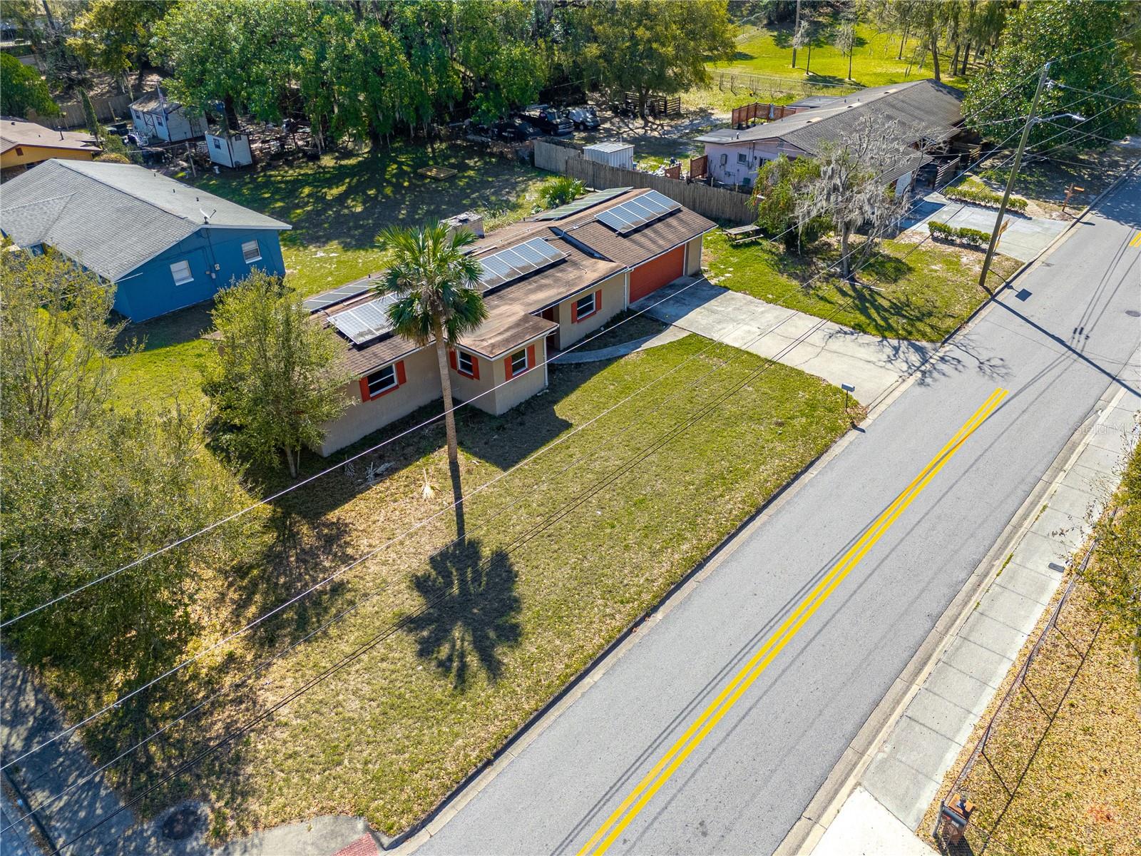 805 S STONE St DELAND, FL 32720