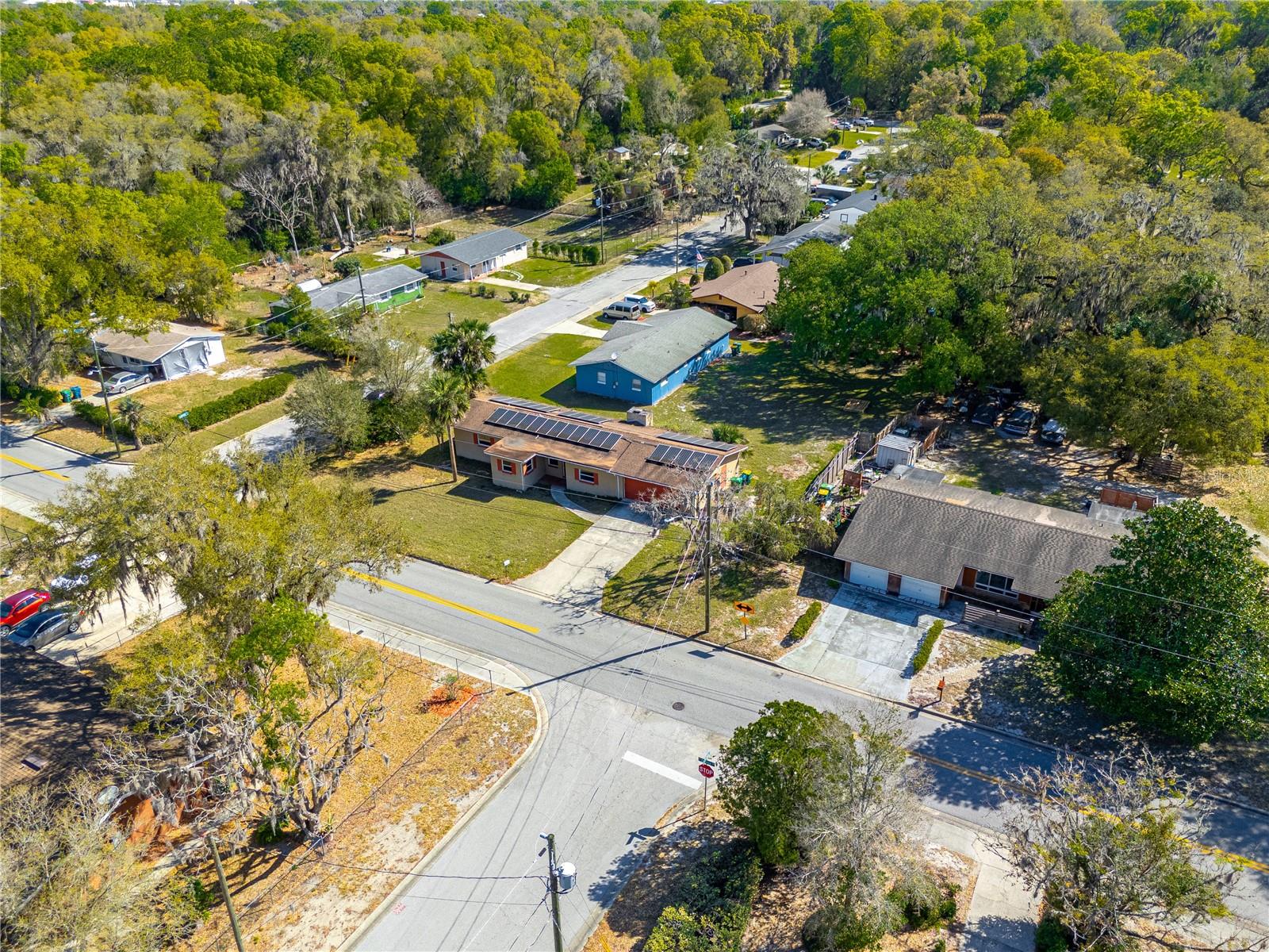 805 S STONE St DELAND, FL 32720