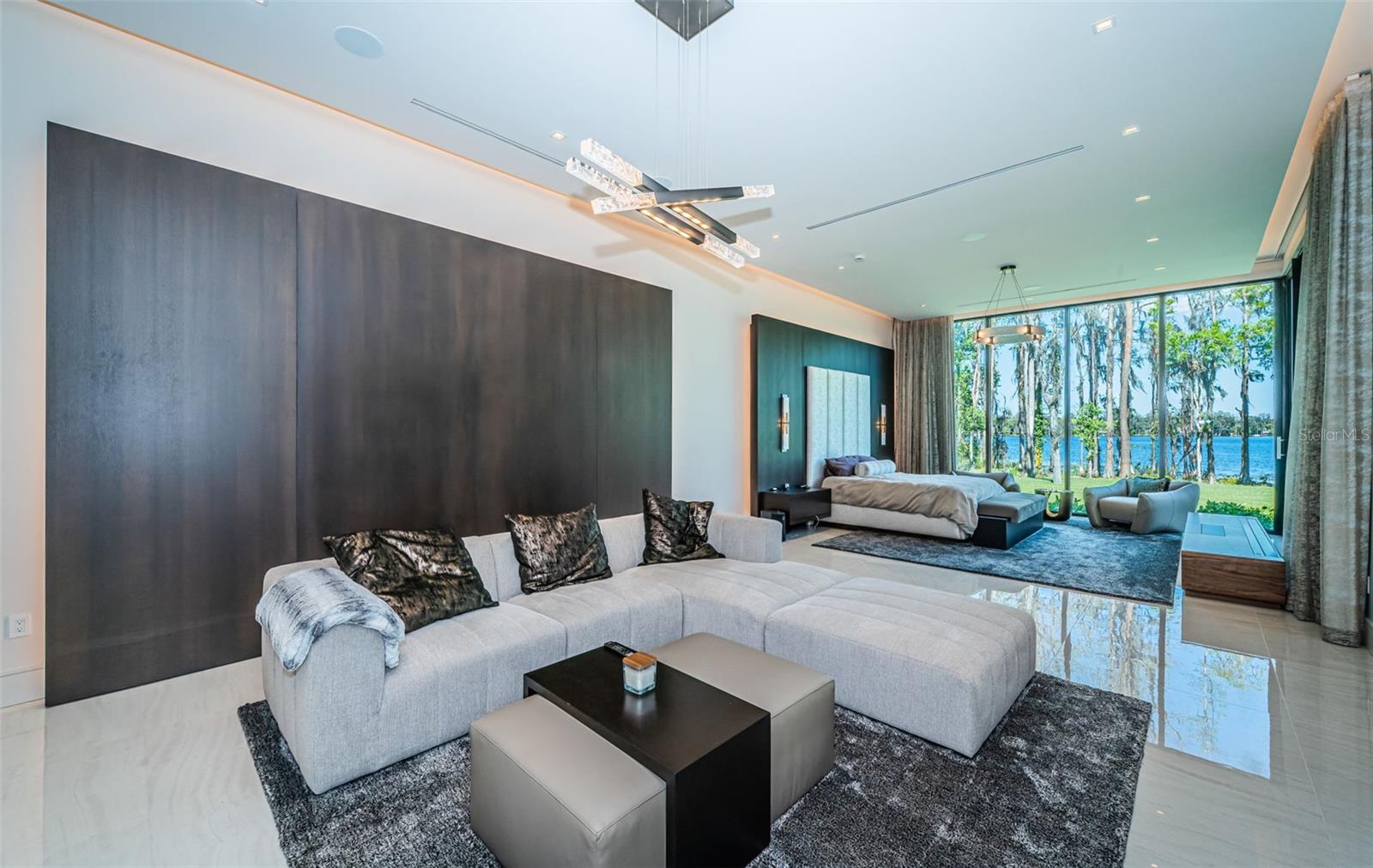 18725 JIRETZ Rd ODESSA, FL 33556