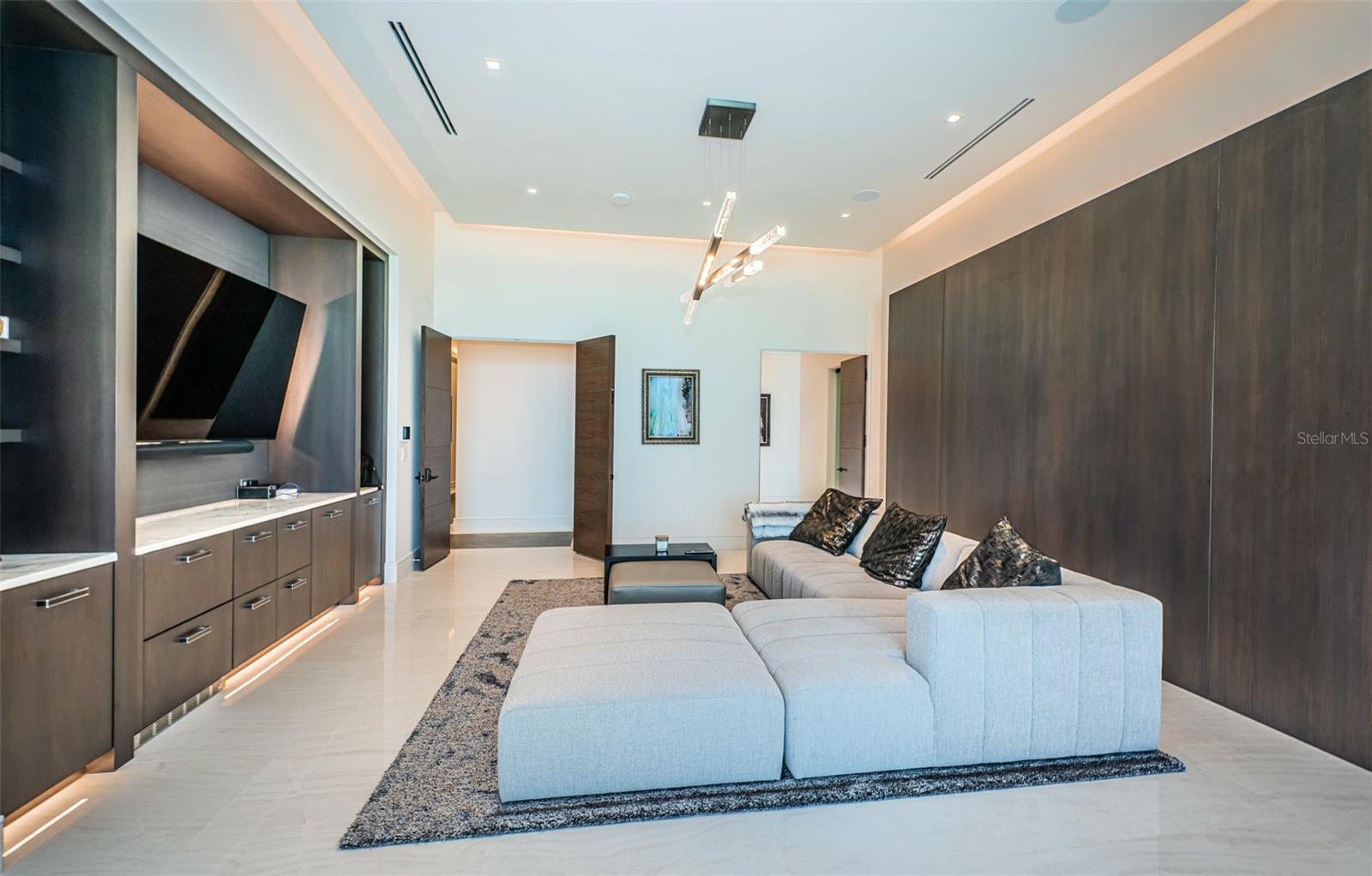 18725 JIRETZ Rd ODESSA, FL 33556