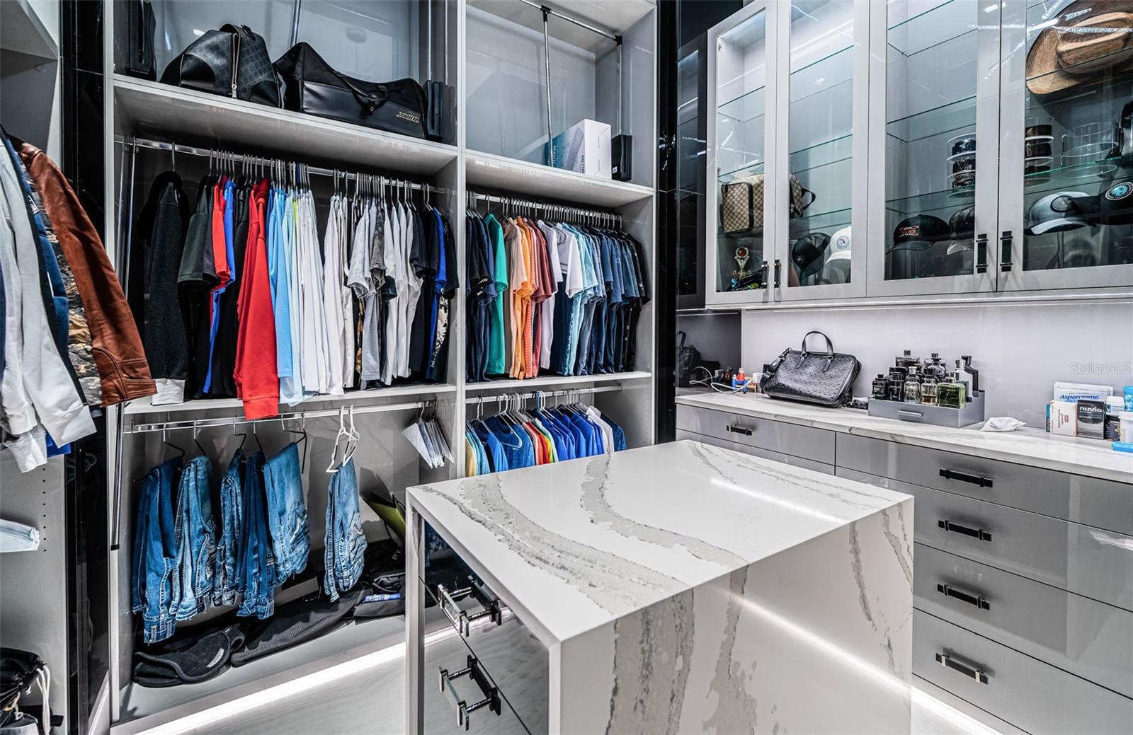 18725 JIRETZ Rd ODESSA, FL 33556