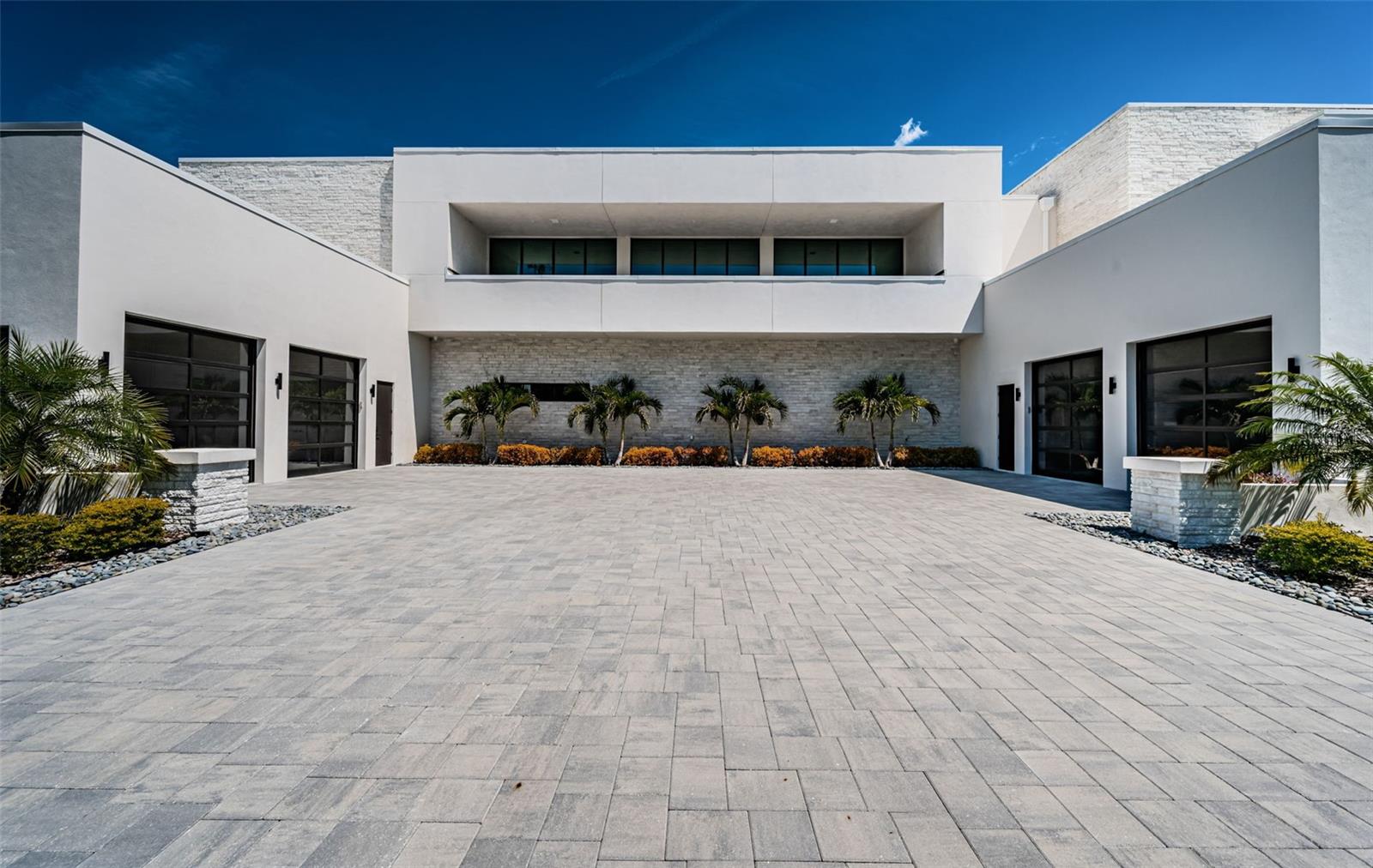 18725 JIRETZ Rd ODESSA, FL 33556