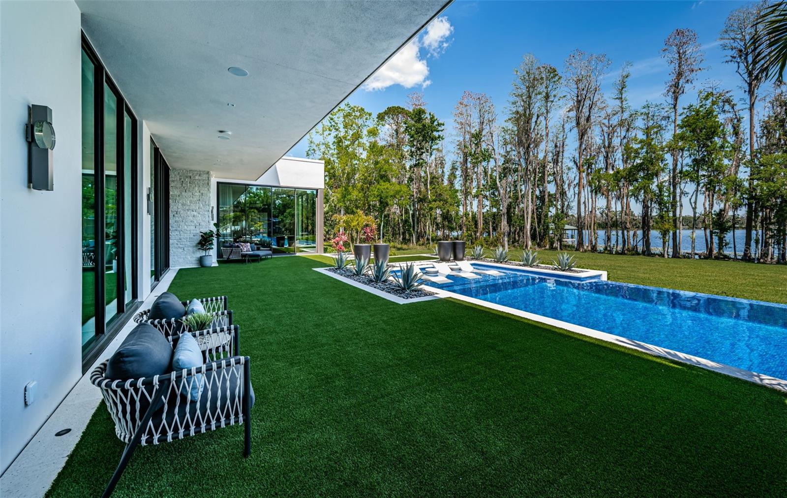 18725 JIRETZ Rd ODESSA, FL 33556