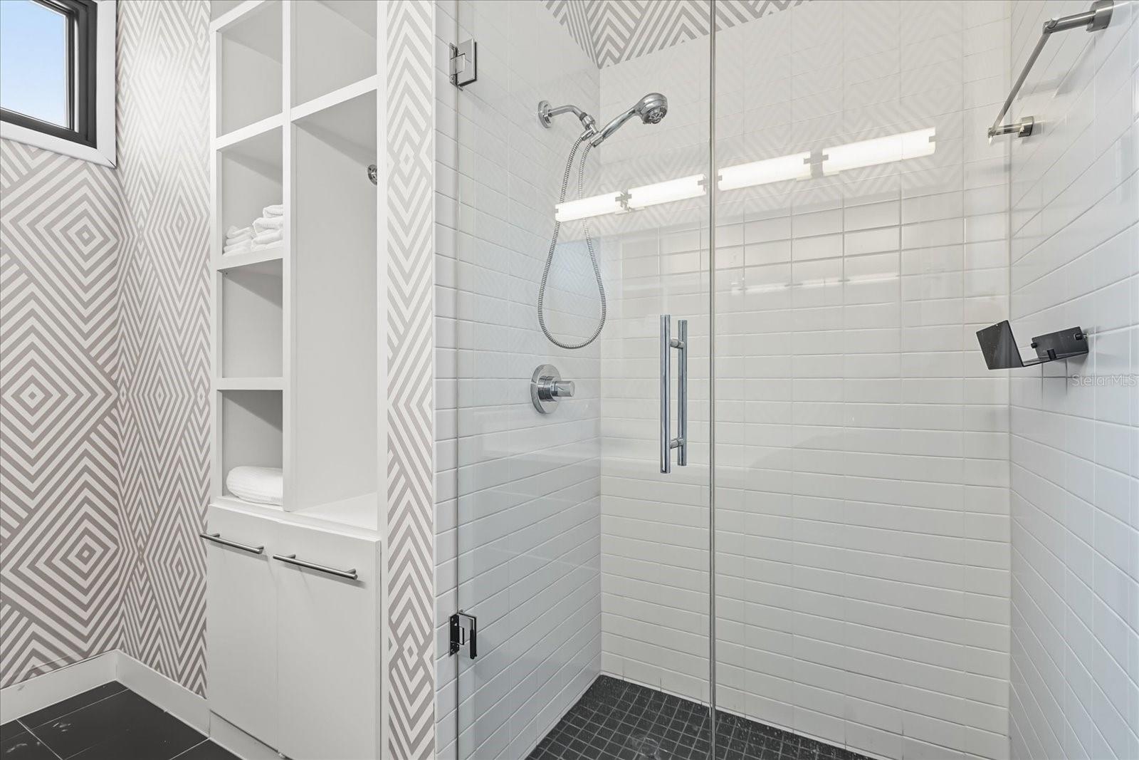 119 N HYER Ave ORLANDO, FL 32801