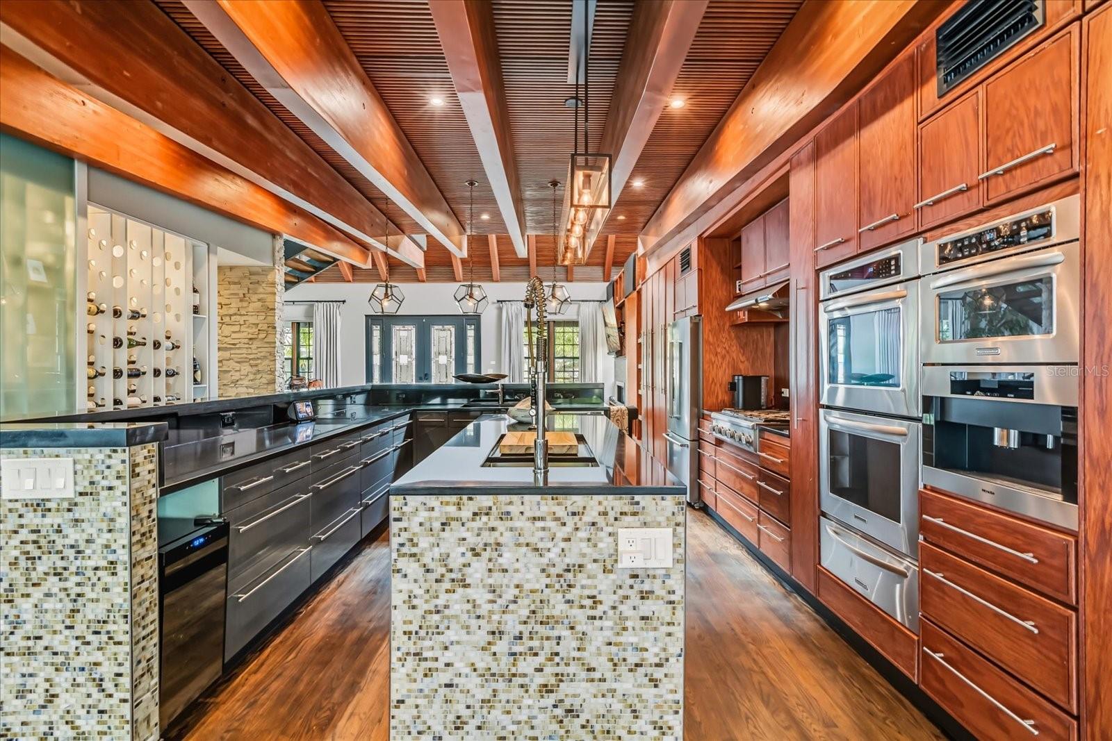 119 N HYER Ave ORLANDO, FL 32801