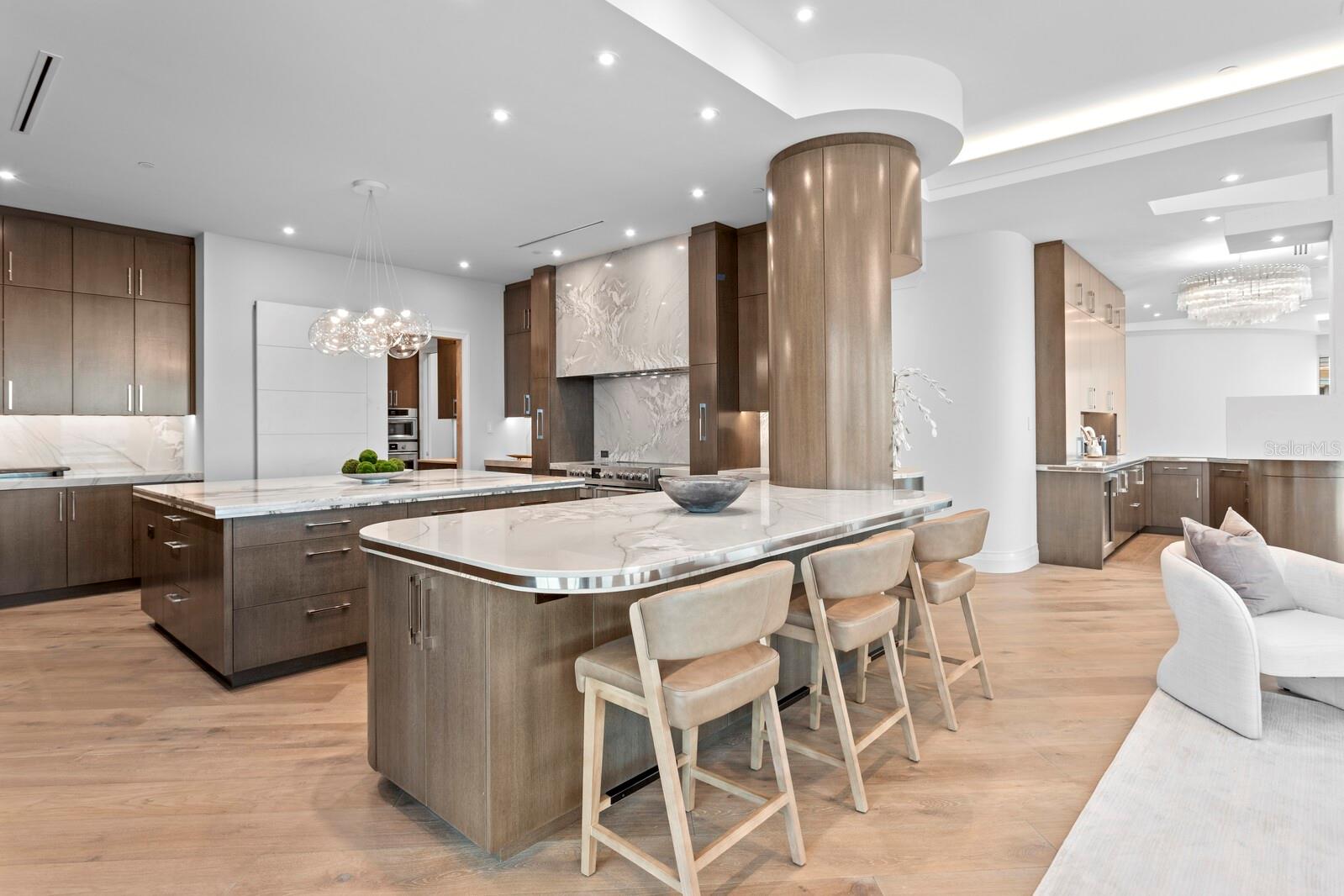 555 5TH Ave #PH1 ST PETERSBURG, FL 33701