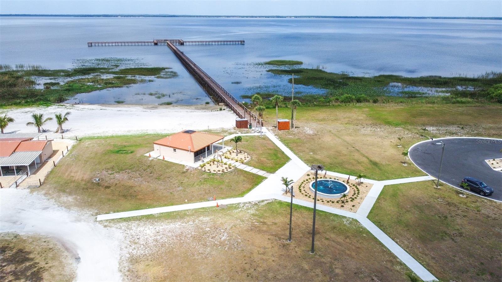 705 LAGUNA Dr INDIAN LAKE ESTATES, FL 33855