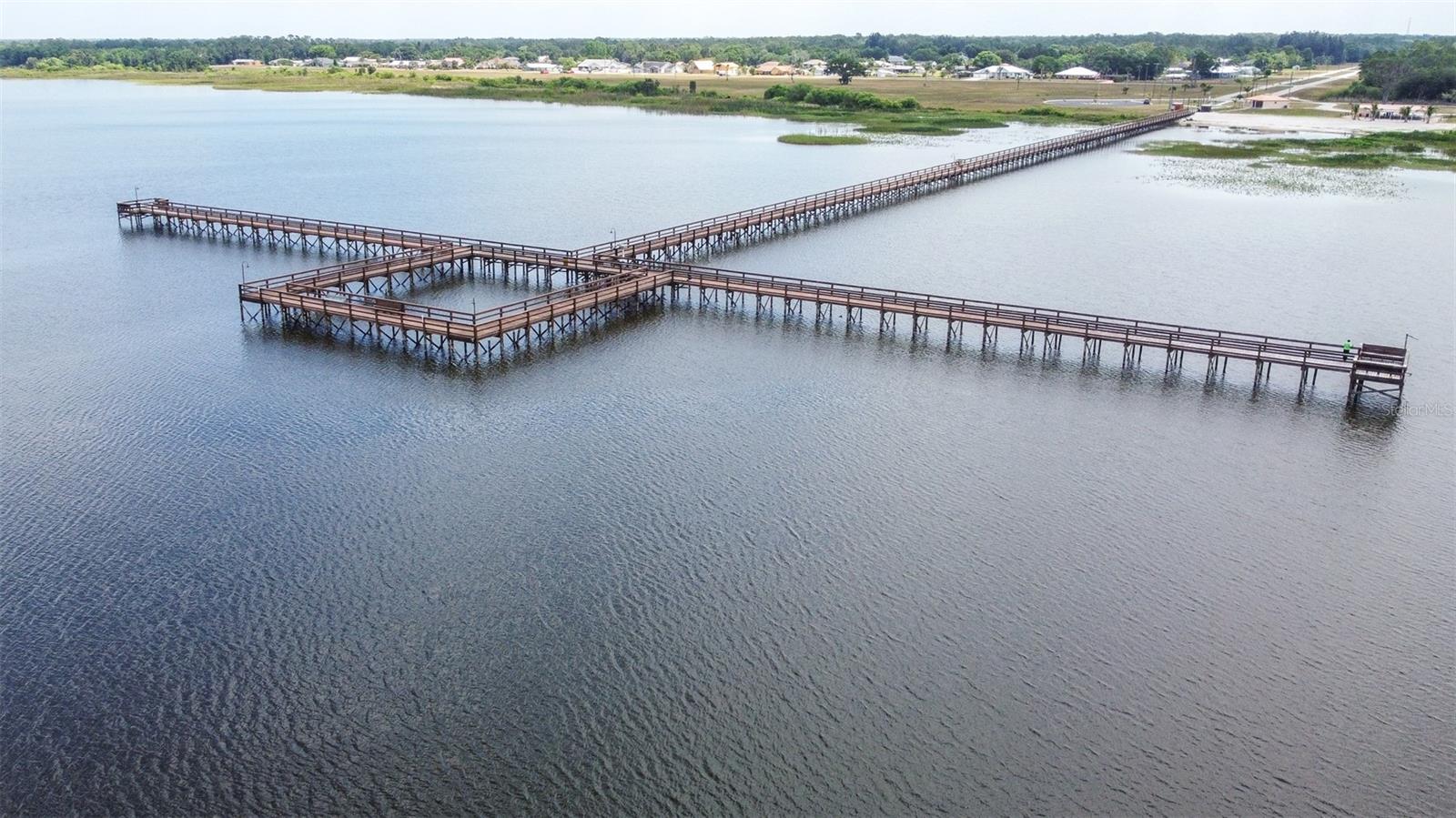 705 LAGUNA Dr INDIAN LAKE ESTATES, FL 33855