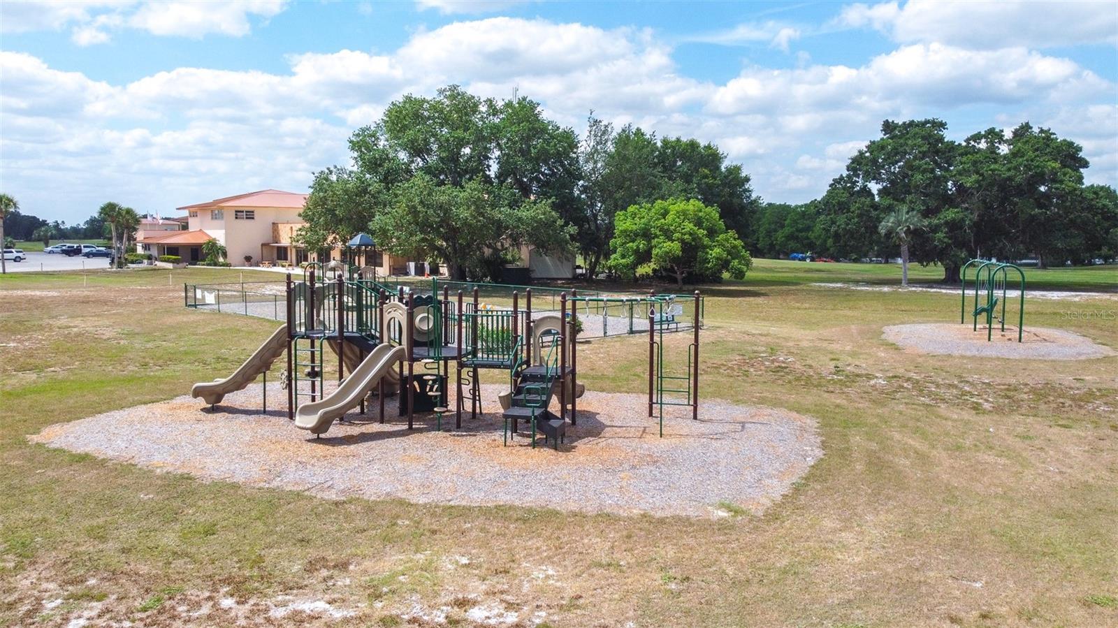 705 LAGUNA Dr INDIAN LAKE ESTATES, FL 33855