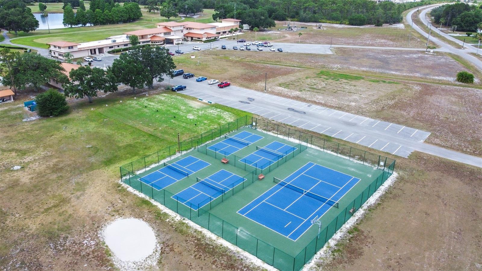 705 LAGUNA Dr INDIAN LAKE ESTATES, FL 33855