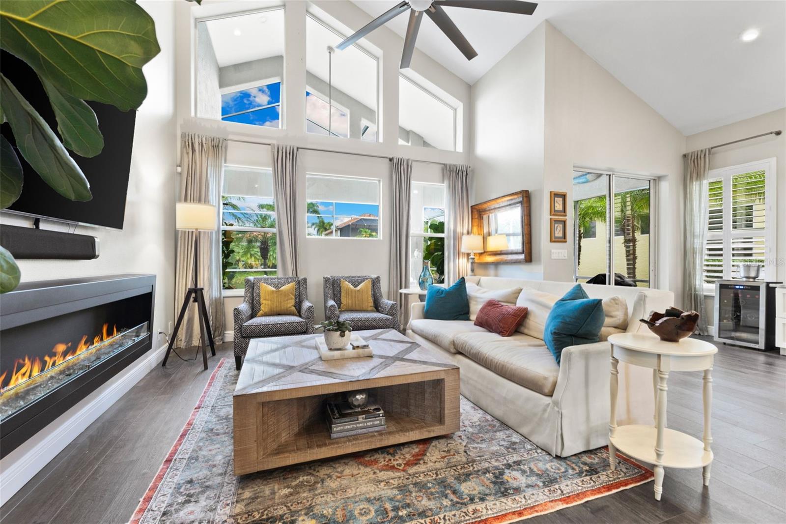 304 9TH Ave PALMETTO, FL 34221