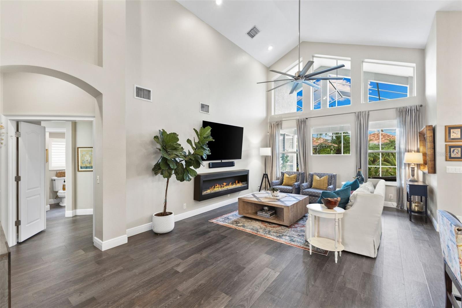 304 9TH Ave PALMETTO, FL 34221