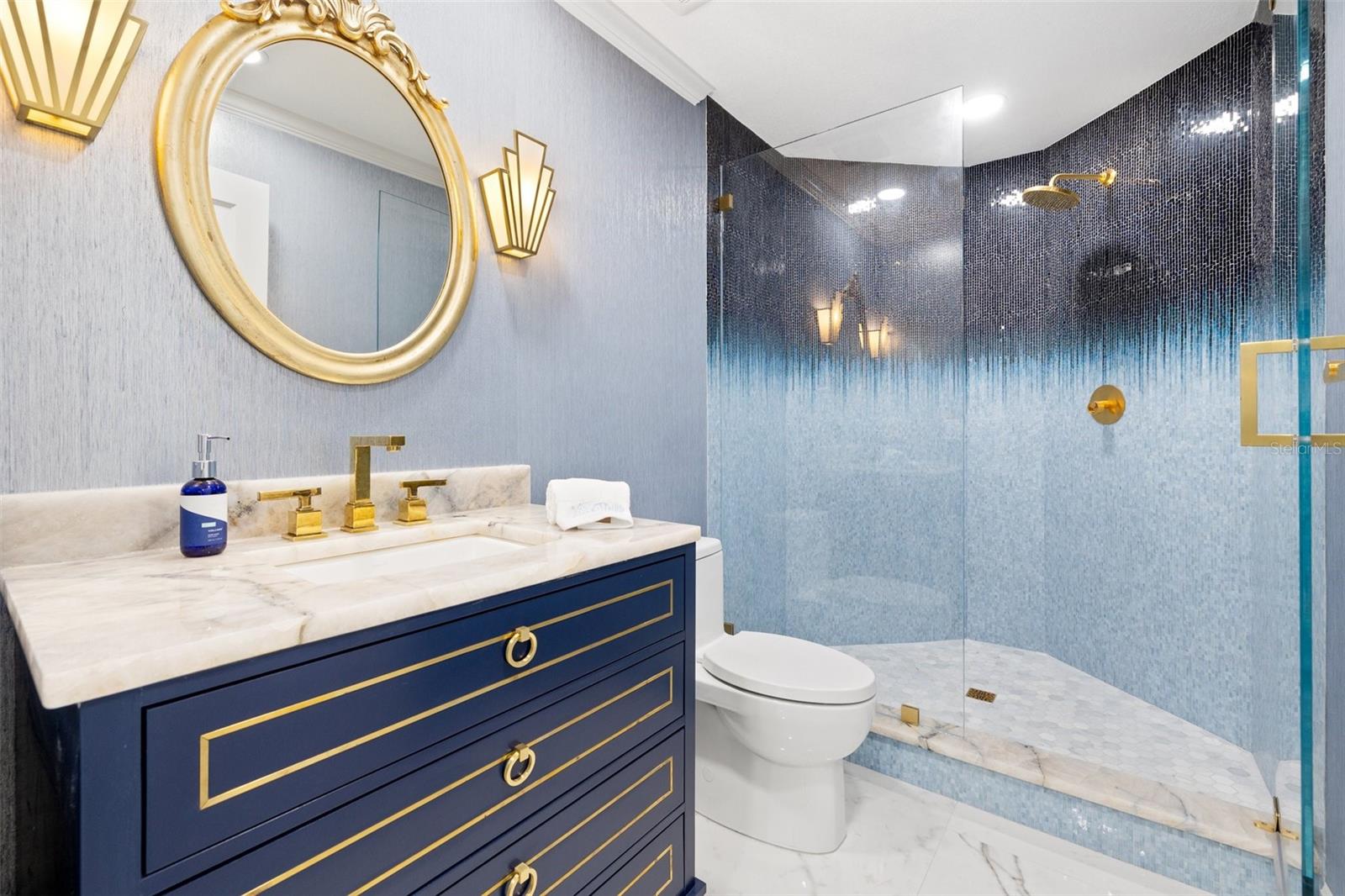 1170 GULF Blvd #2001 CLEARWATER, FL 33767