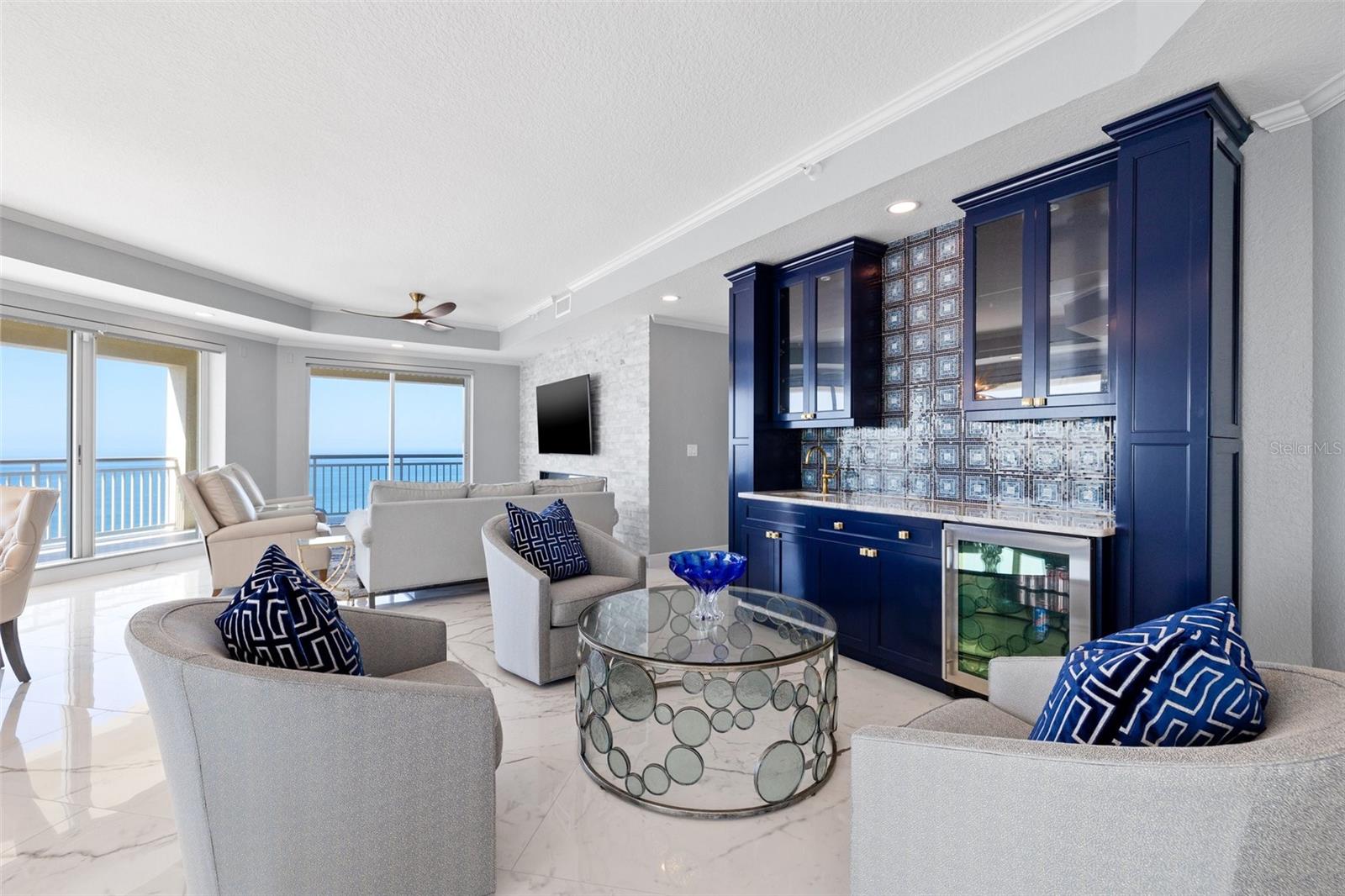 1170 GULF Blvd #2001 CLEARWATER, FL 33767